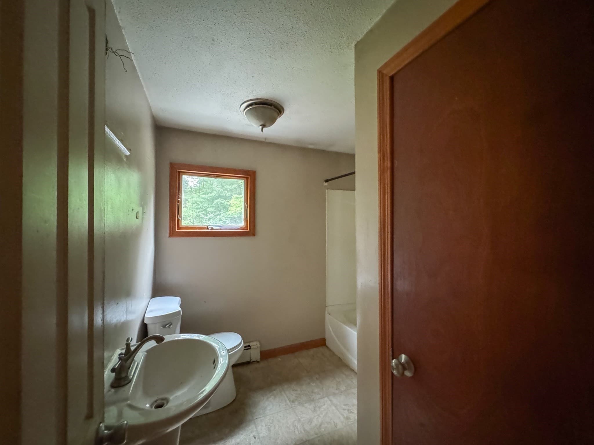 Single Family Residence at 66 S Harbor Rd, Townsend MA 01469, Townsend, photo 10 of 36