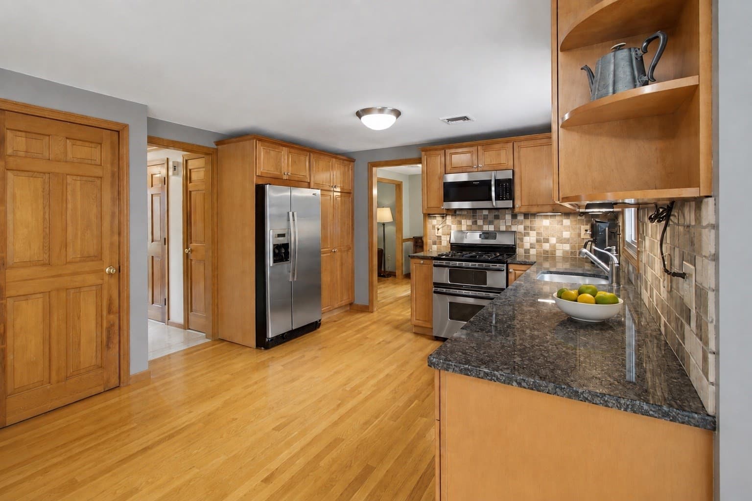 Single Family Residence at 31 Nelson Way, Mansfield MA 02048, Mansfield, photo 7 of 41