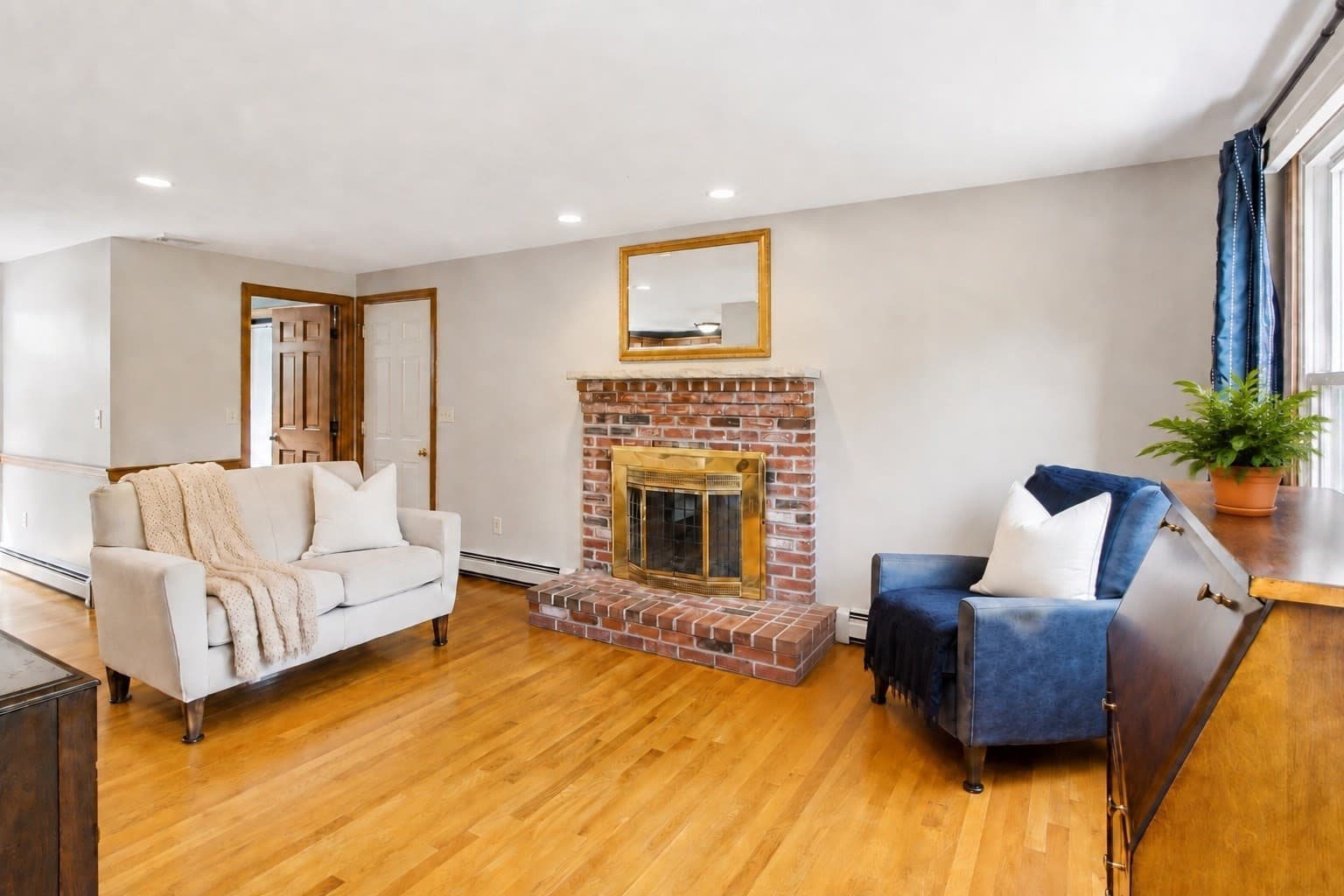 Single Family Residence at 31 Nelson Way, Mansfield MA 02048, Mansfield, photo 11 of 41