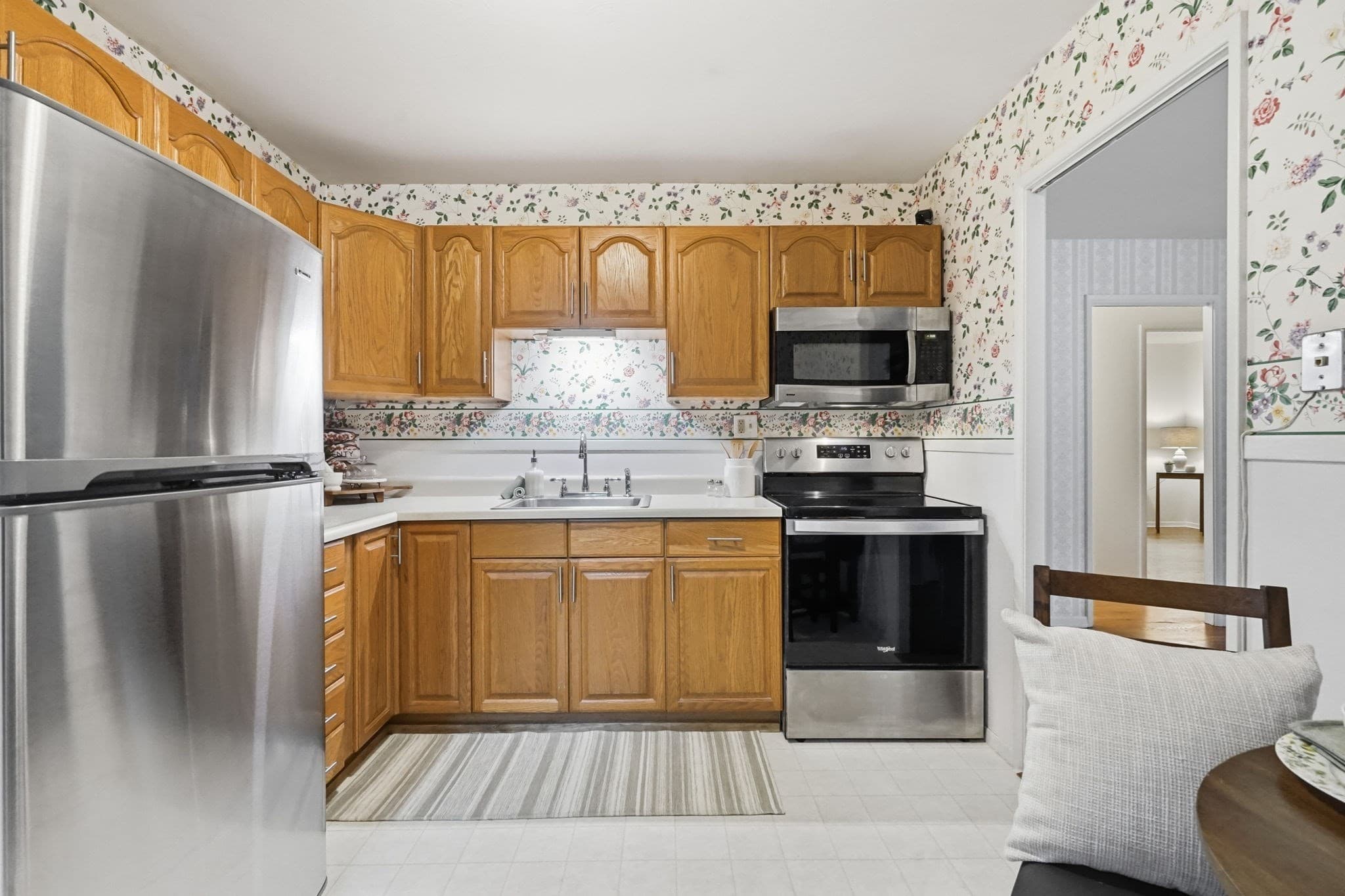 Single Family Residence at 161 Wolcott Ave, West Springfield MA 01089, West Springfield, photo 12 of 42