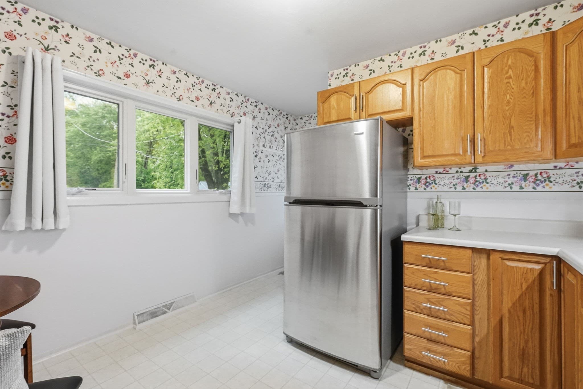 Single Family Residence at 161 Wolcott Ave, West Springfield MA 01089, West Springfield, photo 14 of 42