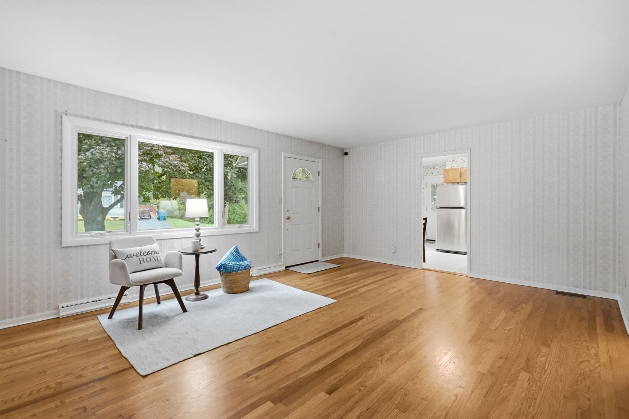 Single Family Residence at 161 Wolcott Ave, West Springfield MA 01089, West Springfield, photo 4 of 42