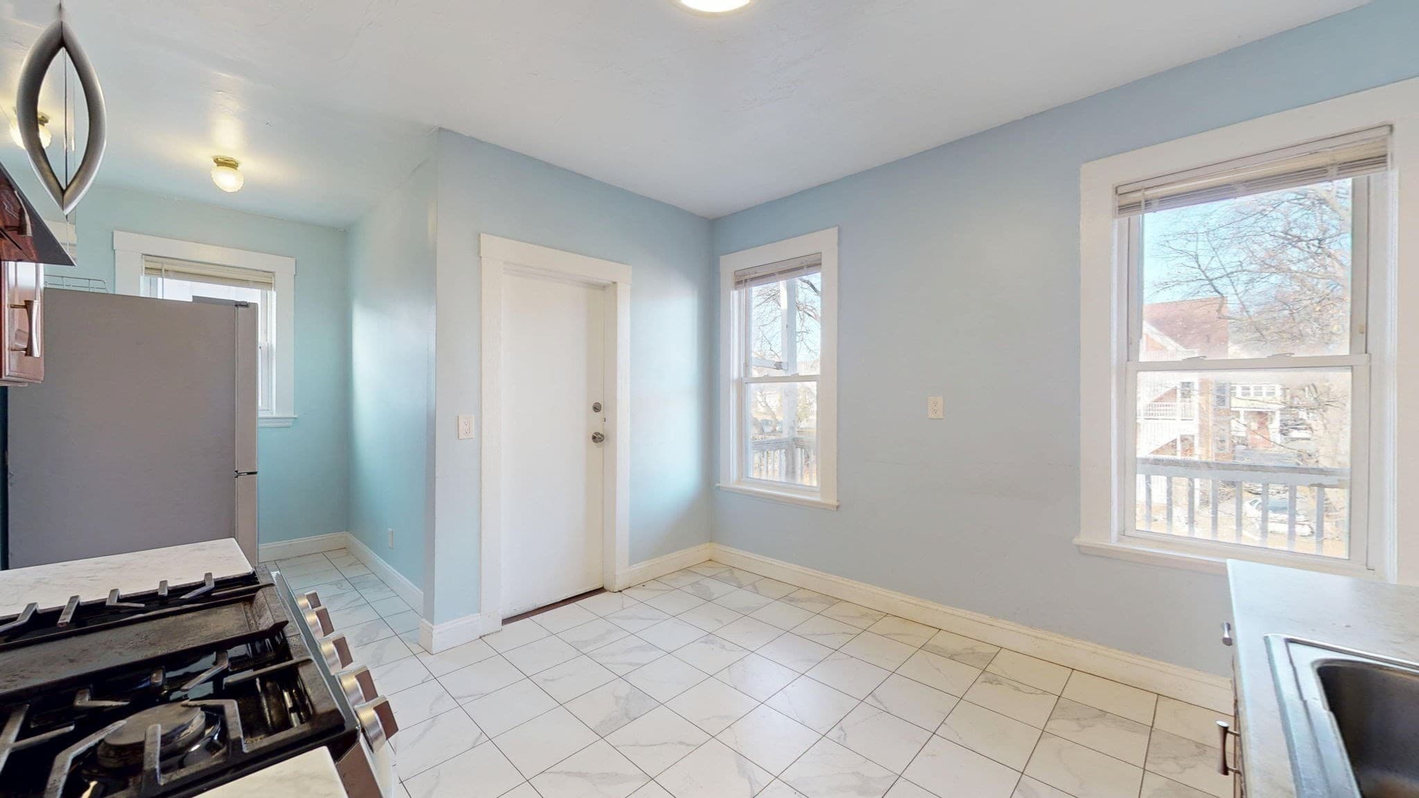 3 Family at 19 Nightingale St, Boston MA 02124, photo 6 of 12