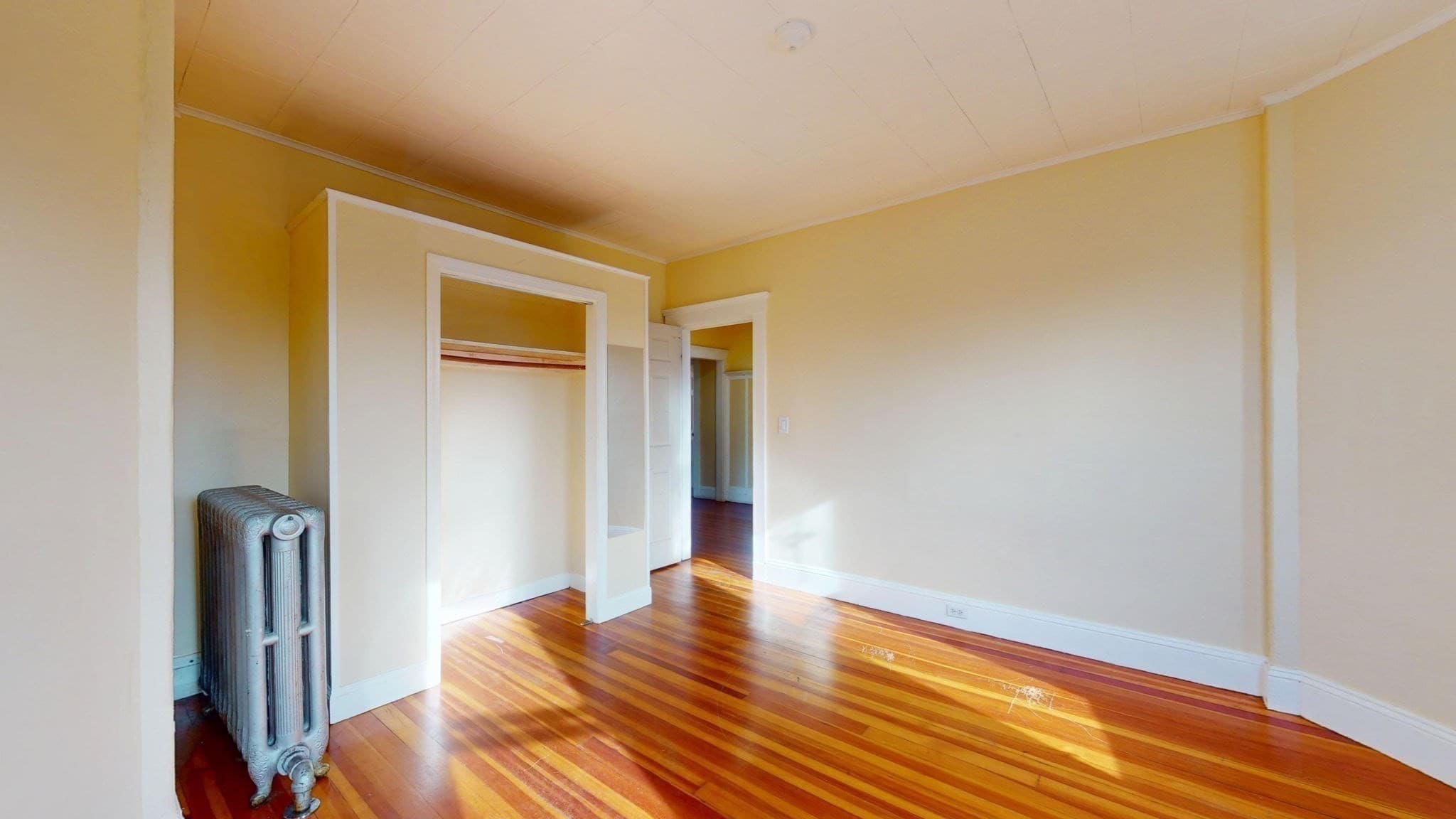 3 Family at 19 Nightingale St, Boston MA 02124, photo 9 of 12