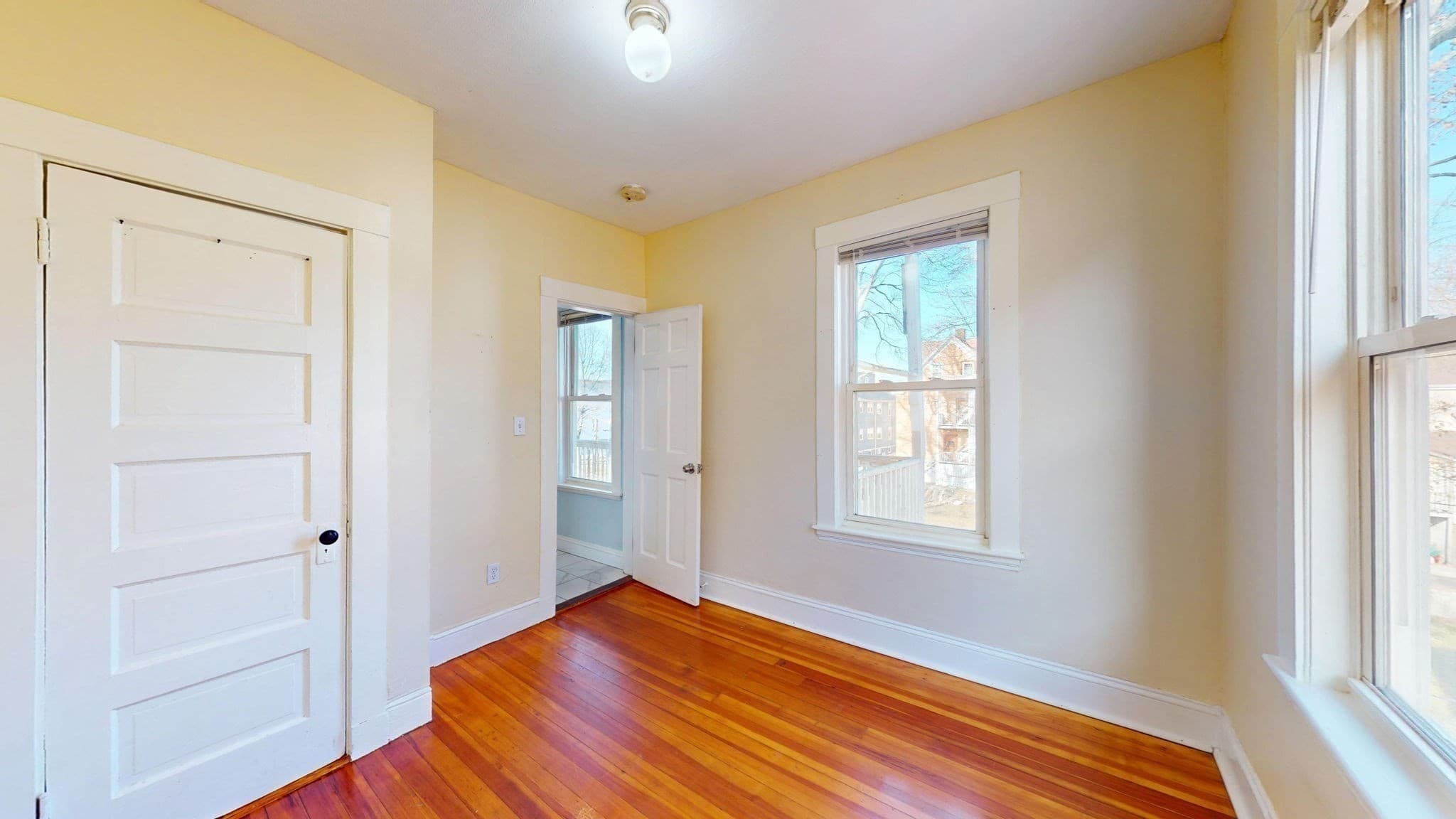 3 Family at 19 Nightingale St, Boston MA 02124, photo 11 of 12