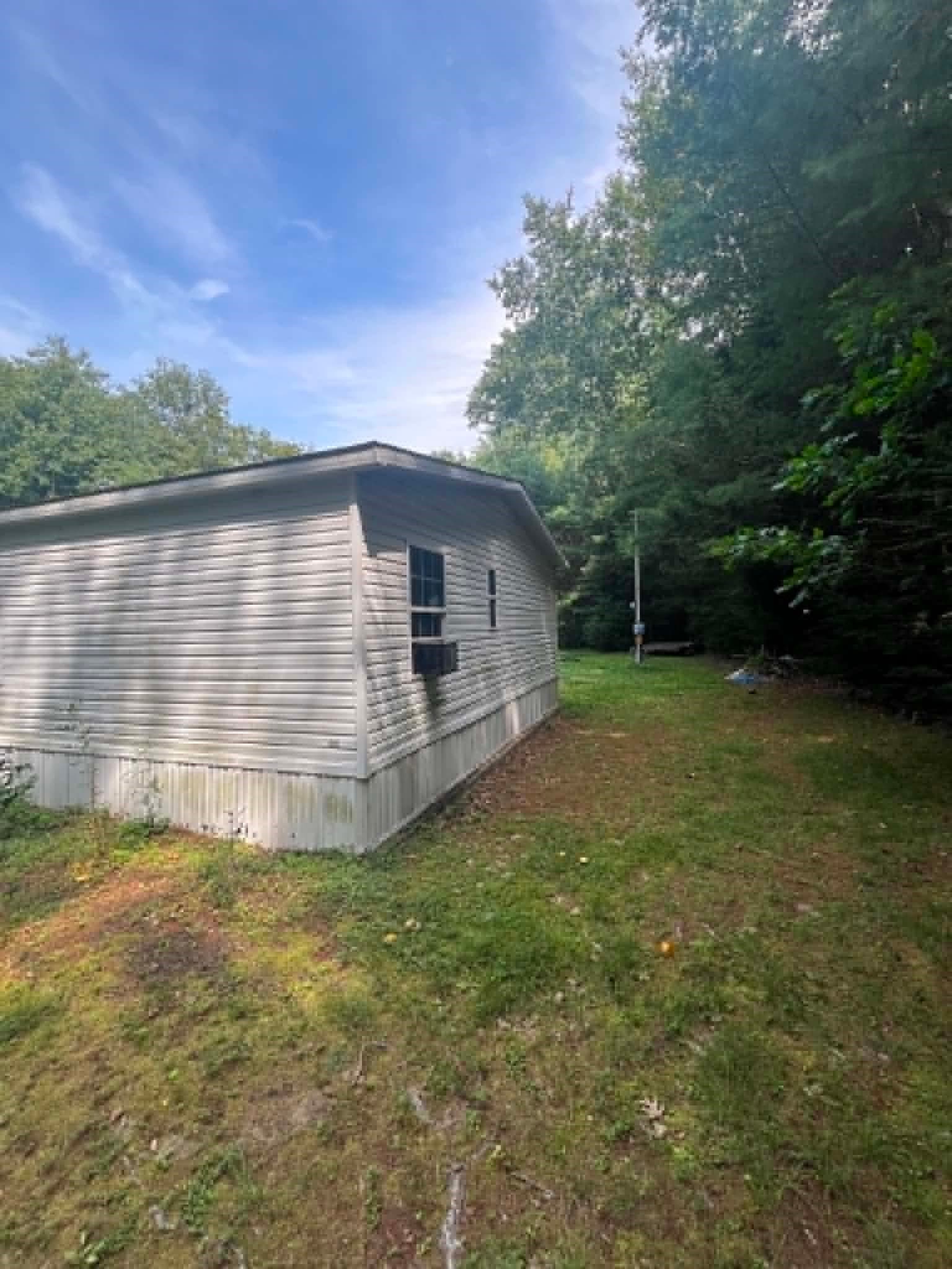 Mobile Home at 513 E River St, Orange MA 01364, Orange, photo 5 of 5