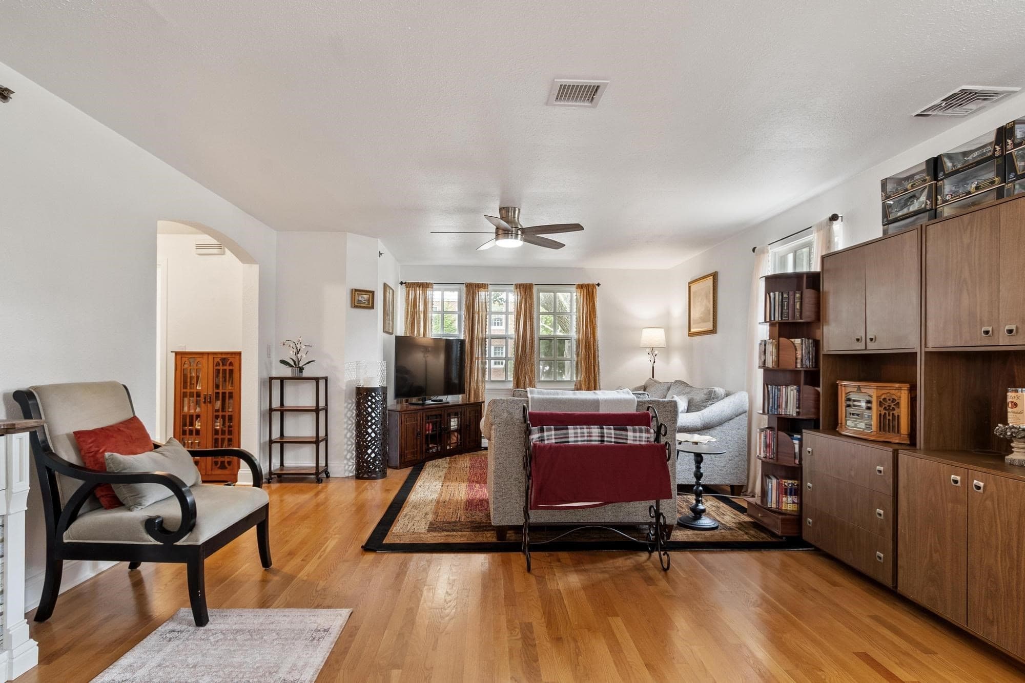 Condominium at 18 Bates # A, Harvard MA 01432, photo 12 of 34