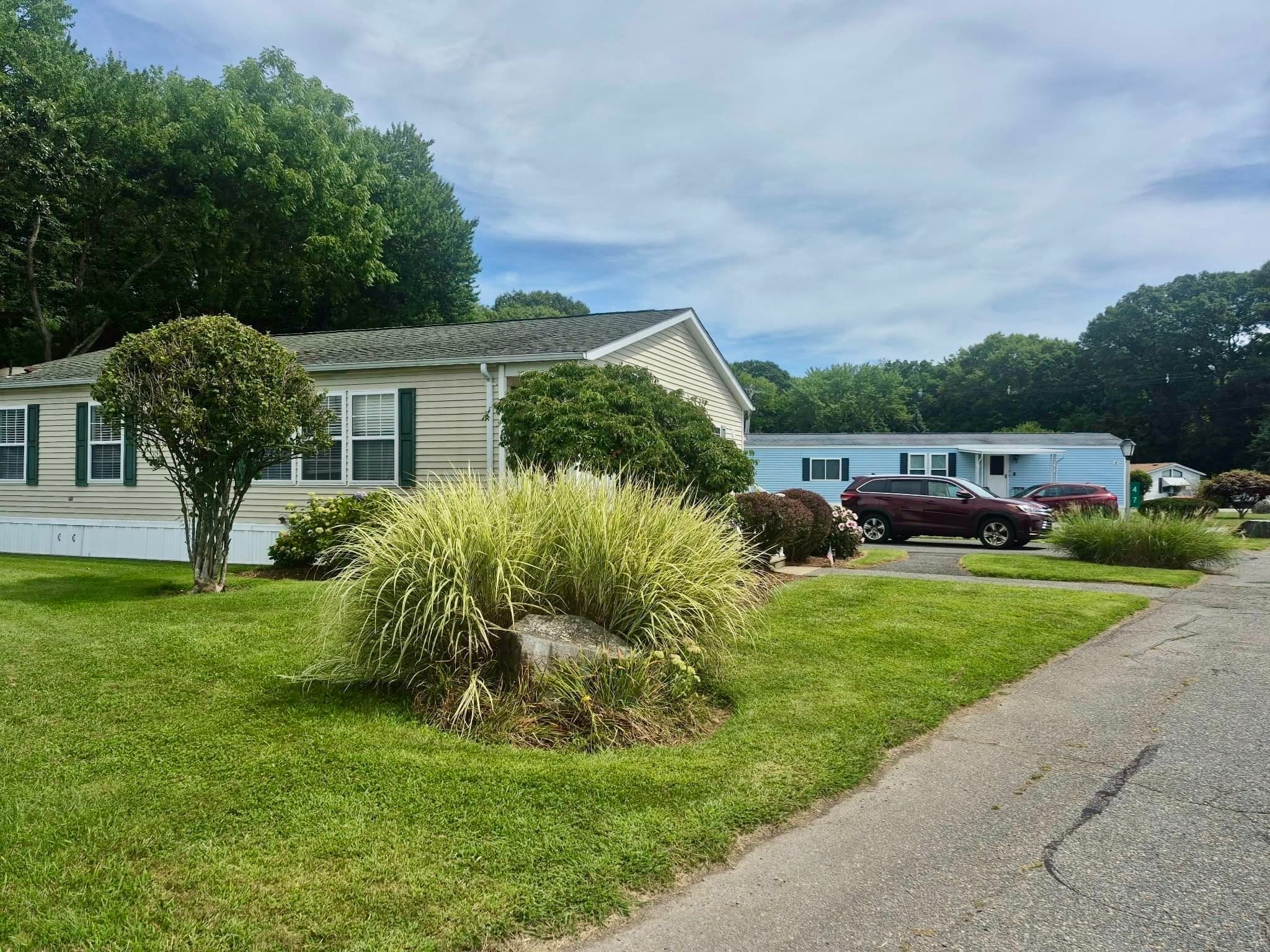 Mobile Home at 47 Nantucket Drive # 47, Taunton MA 02780, Taunton, photo 3 of 28