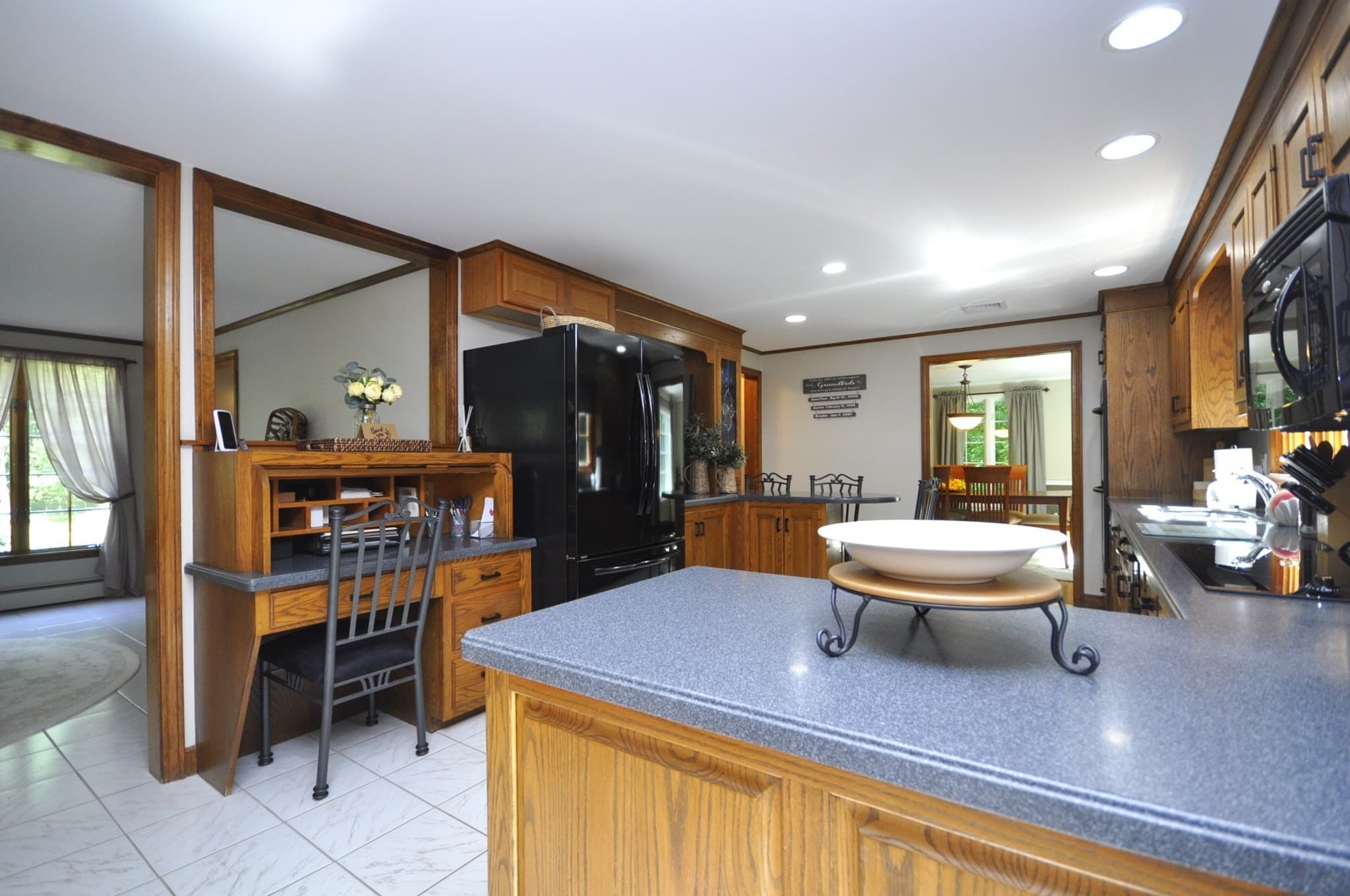 Single Family Residence at 34 River Rd, East Bridgewater MA 02333, East Bridgewater, photo 11 of 42