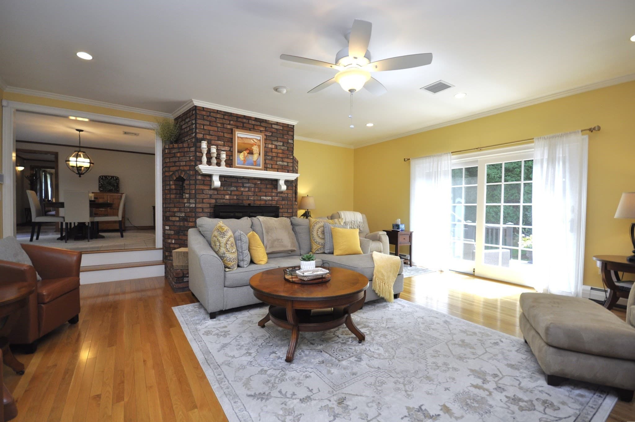 Single Family Residence at 34 River Rd, East Bridgewater MA 02333, East Bridgewater, photo 4 of 42