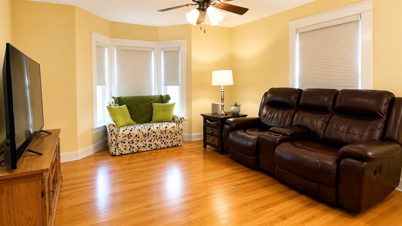 Condominium at 28 Everett Steet # 1, Woburn MA 01801, Woburn, photo 3 of 18