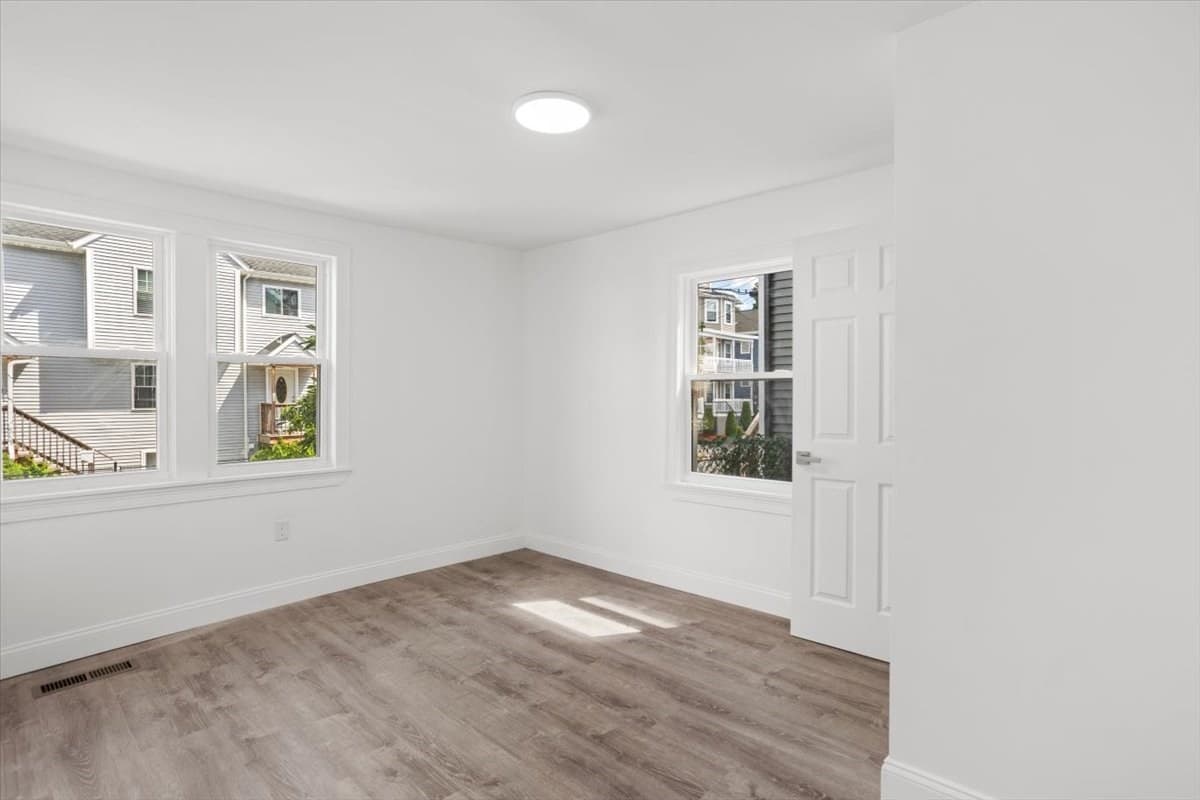 2 Family - 2 Units Up/Down at 149 Burnside Street, Providence RI 02905, Providence, photo 11 of 41