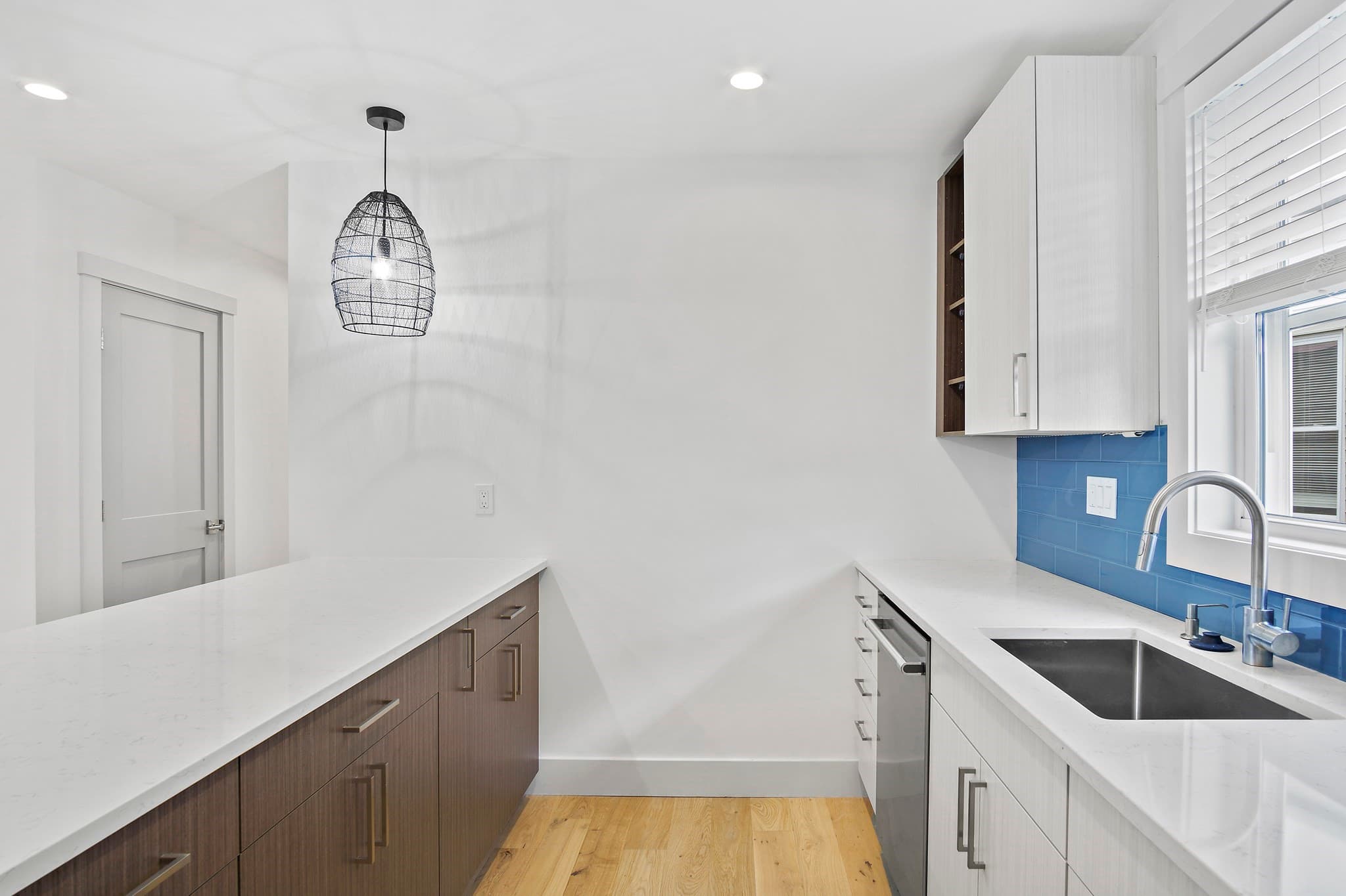 Condominium at 26 Crescent Ave # 1, Boston MA 02125, Boston, photo 5 of 28