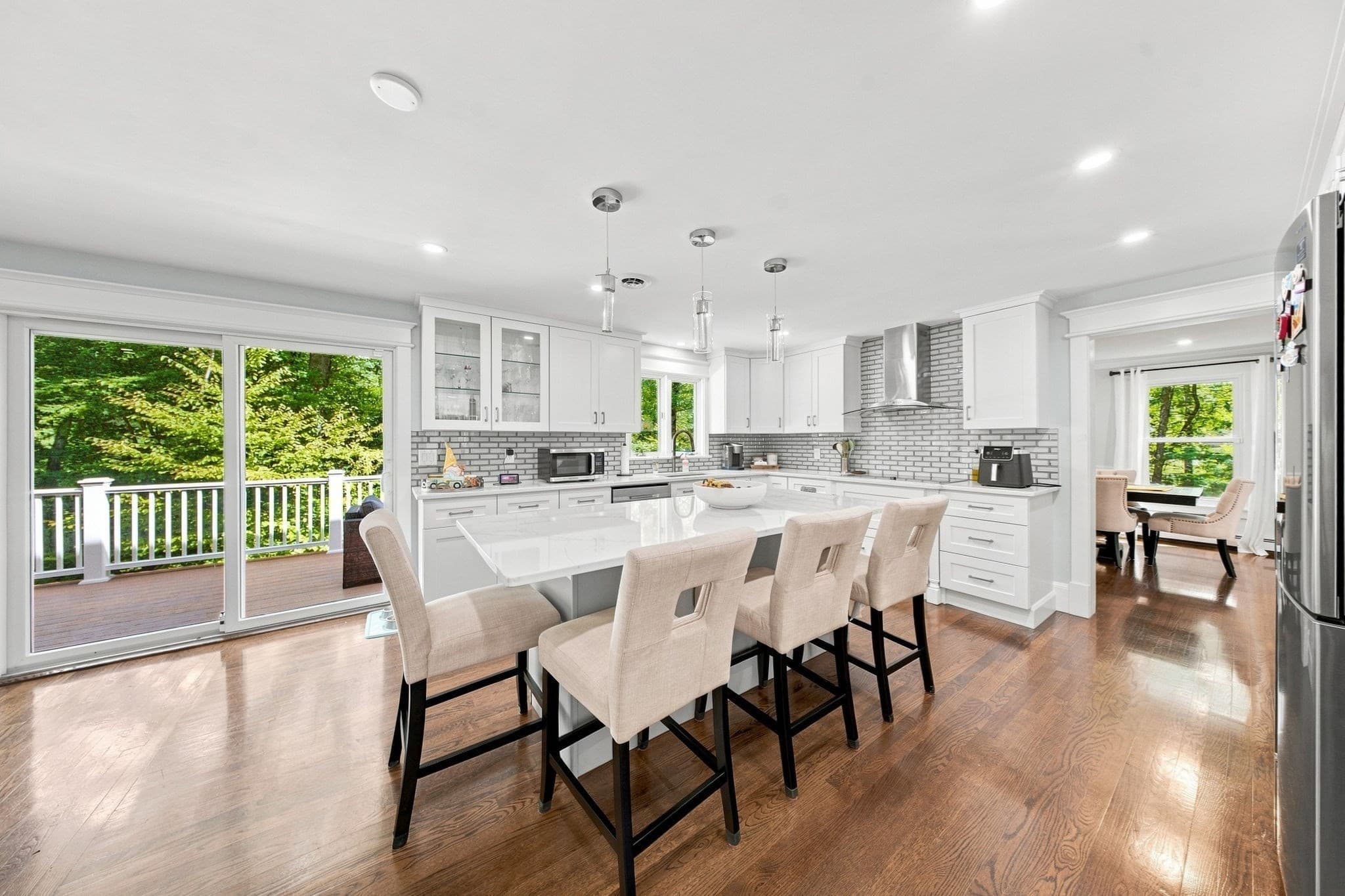 Single Family Residence at 134 Parker Rd, Framingham MA 01702, Framingham, photo 8 of 42