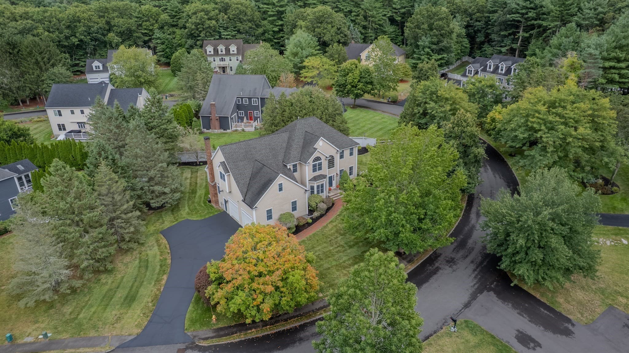 Single Family Residence at 16 Ridgeview Lane, Mansfield MA 02048, Mansfield, photo 2 of 42