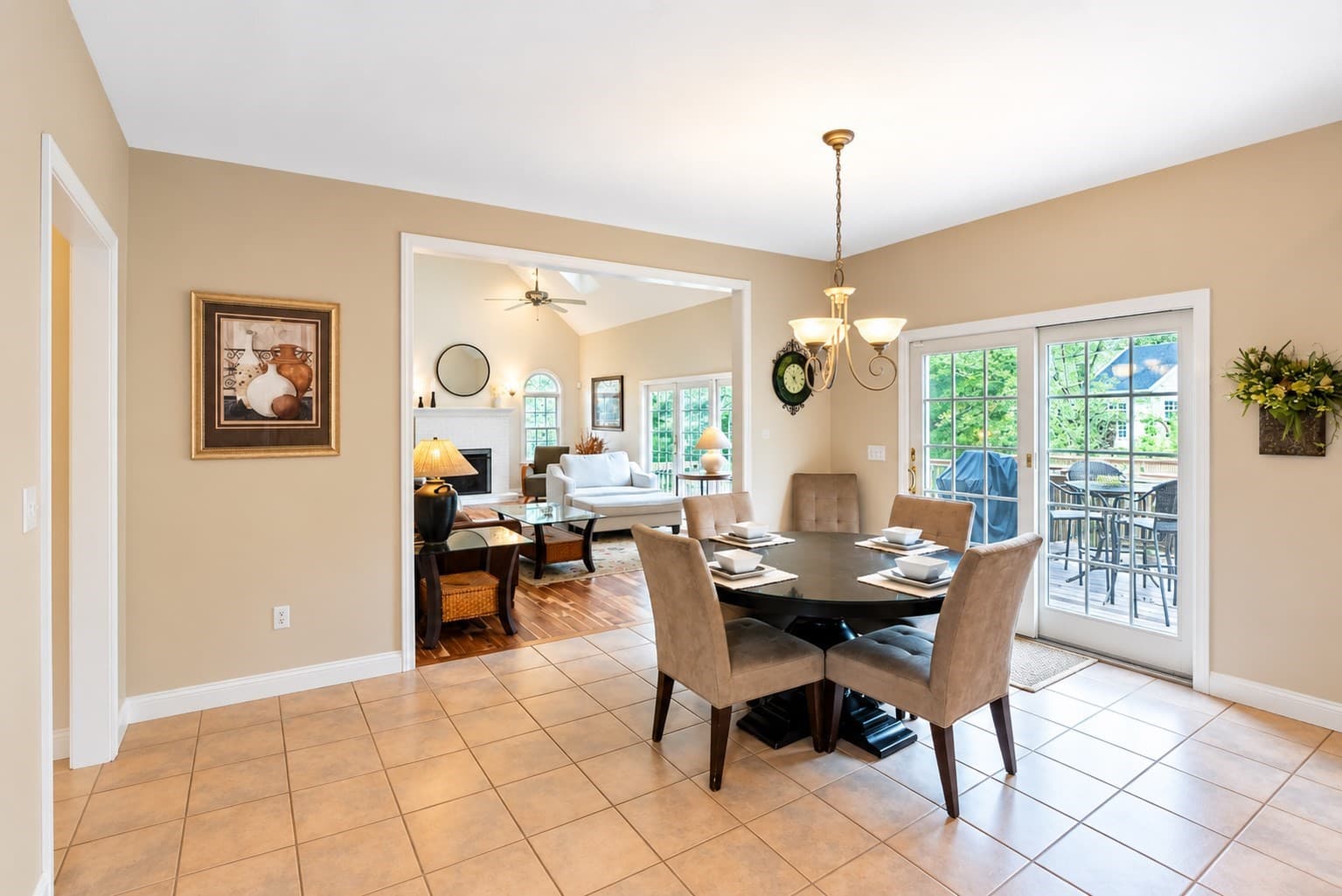 Single Family Residence at 16 Ridgeview Lane, Mansfield MA 02048, Mansfield, photo 11 of 42