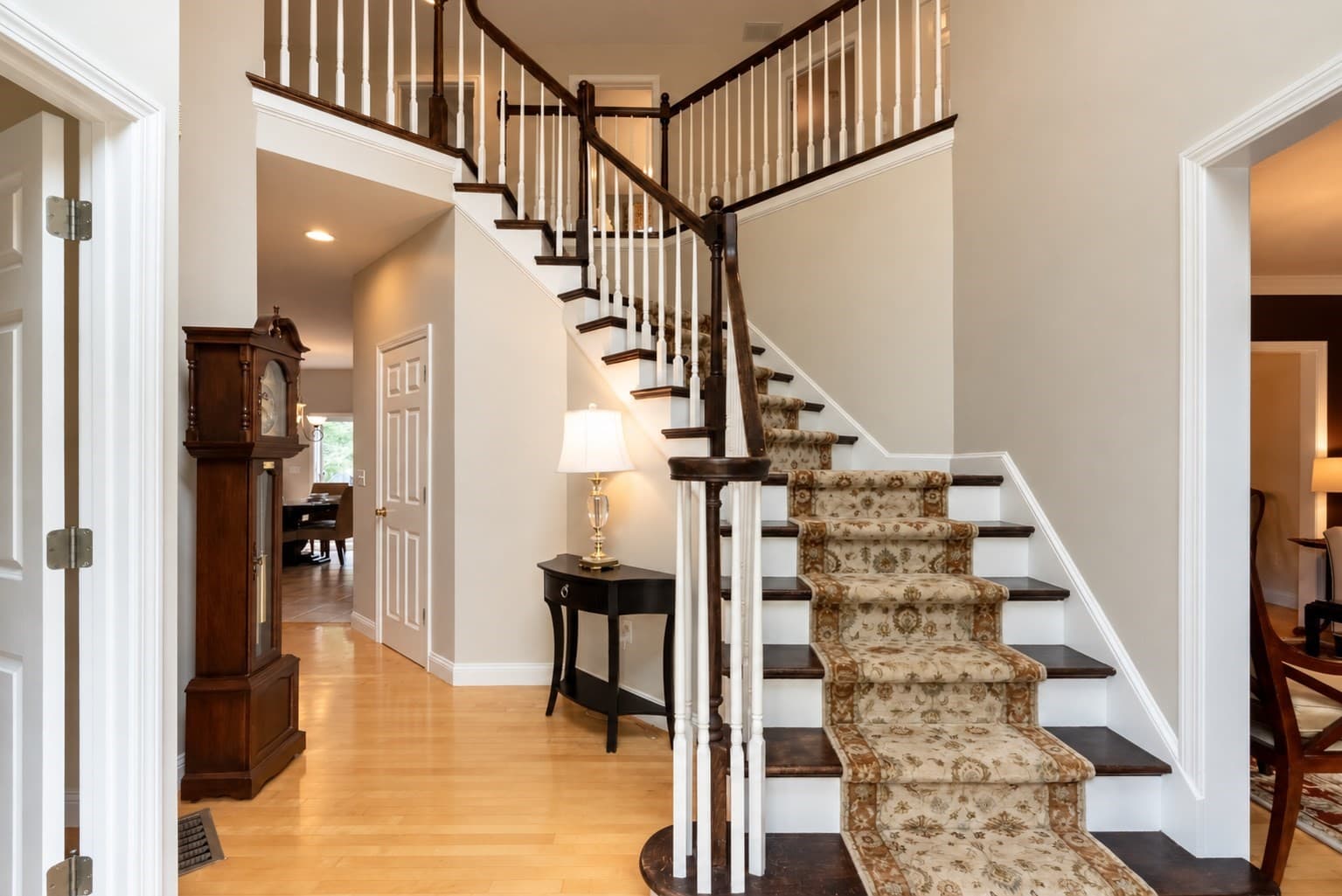 Single Family Residence at 16 Ridgeview Lane, Mansfield MA 02048, Mansfield, photo 4 of 42