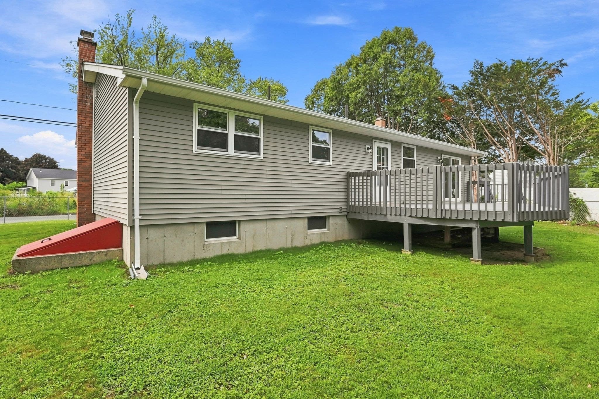Single Family Residence at 192 Empire St, Chicopee MA 01013, photo 42 of 42
