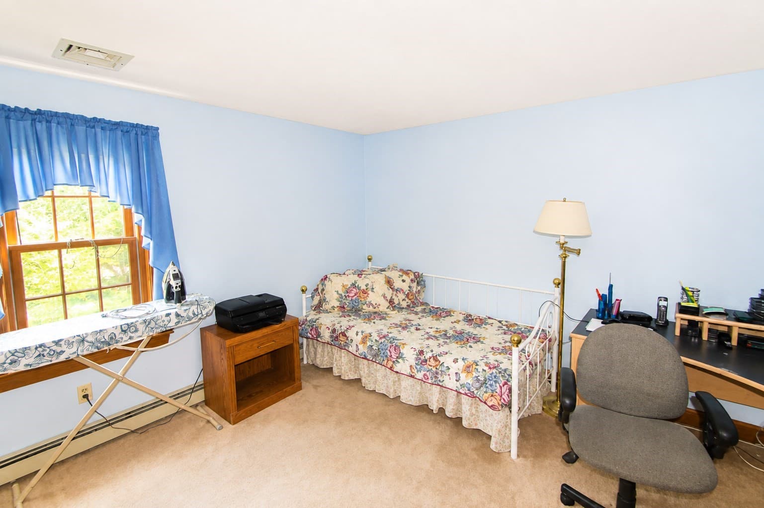 Single Family Residence at 125 Boxwood Ln, Bridgewater MA 02324, Bridgewater, photo 26 of 32