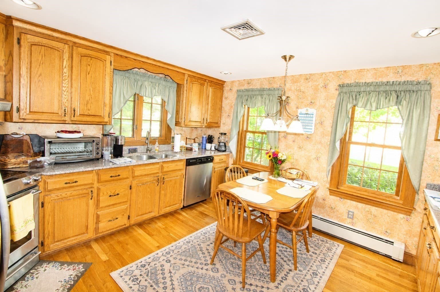 Single Family Residence at 125 Boxwood Ln, Bridgewater MA 02324, Bridgewater, photo 10 of 32