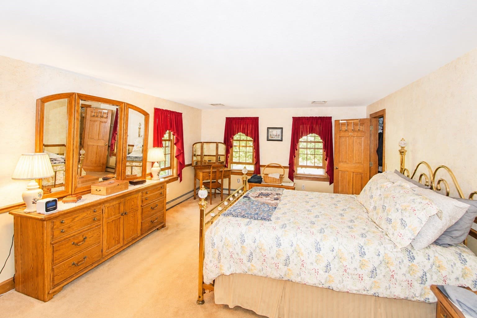 Single Family Residence at 125 Boxwood Ln, Bridgewater MA 02324, Bridgewater, photo 19 of 32