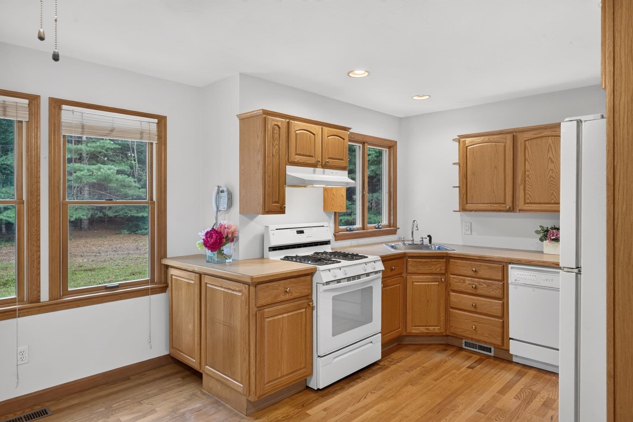 Single Family Residence at 10 Spinnaker Street, Sandwich MA 02563, Sandwich, photo 8 of 35