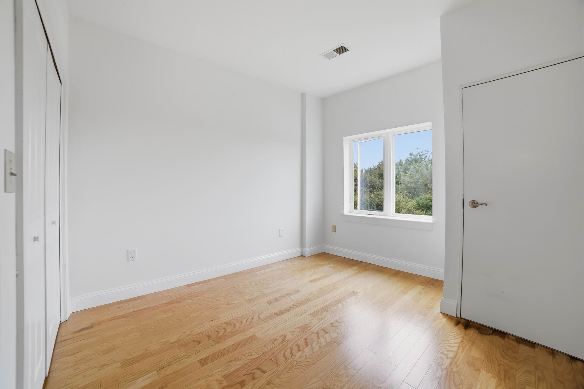 Condominium at 527 Pawtucket Blvd # 608, Lowell MA 01854, photo 12 of 27