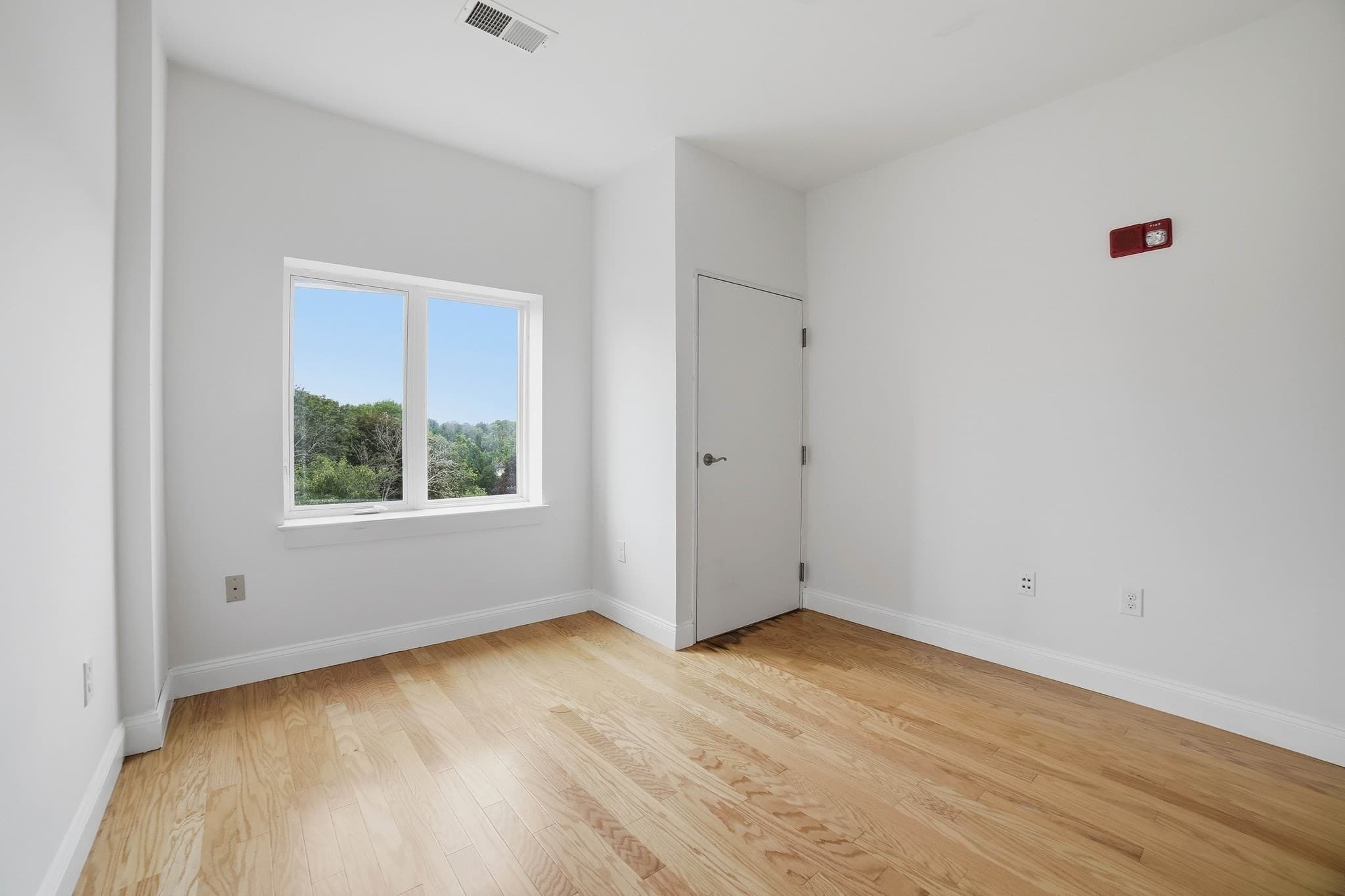 Condominium at 527 Pawtucket Blvd # 608, Lowell MA 01854, photo 11 of 27