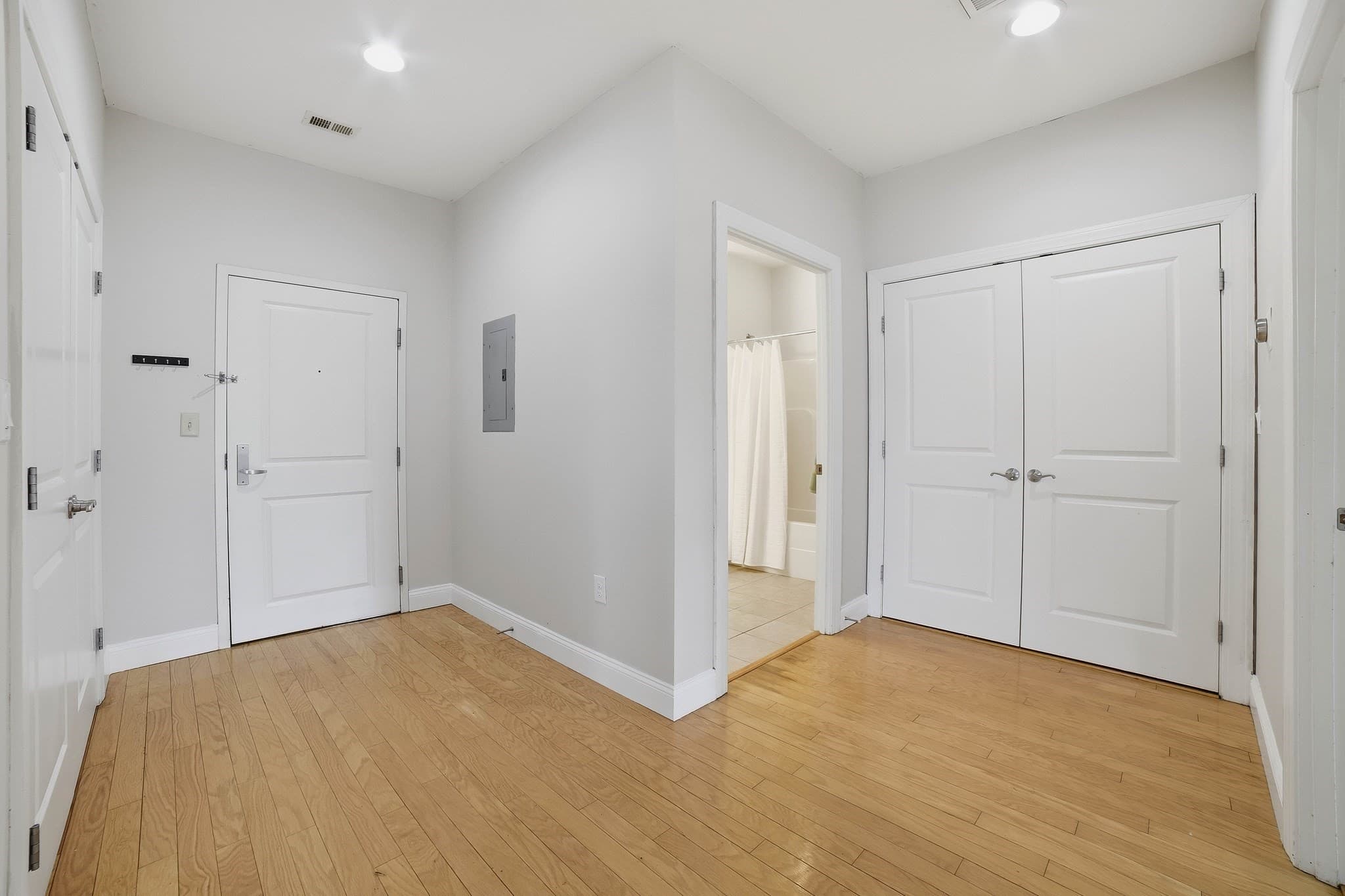 Condominium at 527 Pawtucket Blvd # 608, Lowell MA 01854, photo 4 of 27