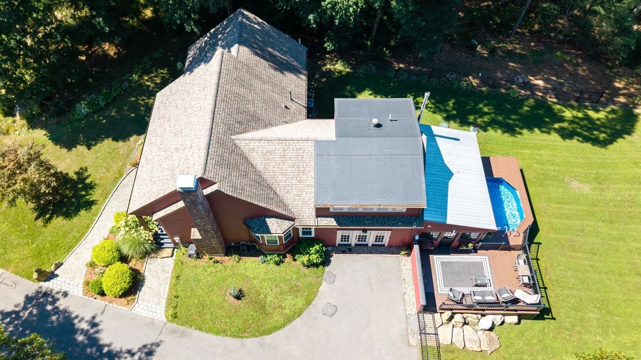Single Family Residence at 3 Faria Farm Rd, Berkley MA 02779, Berkley, photo 6 of 42