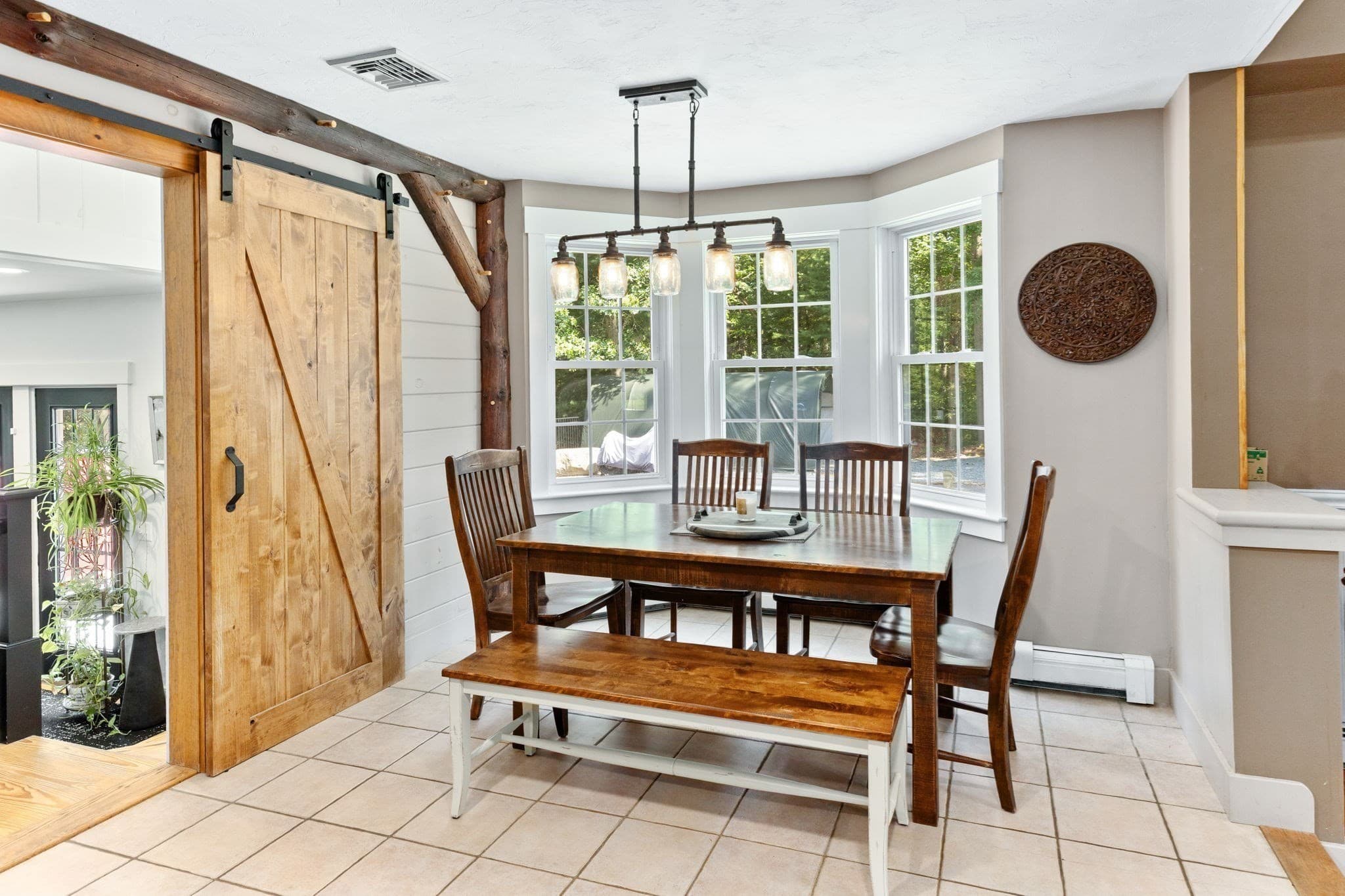 Single Family Residence at 3 Faria Farm Rd, Berkley MA 02779, Berkley, photo 7 of 42