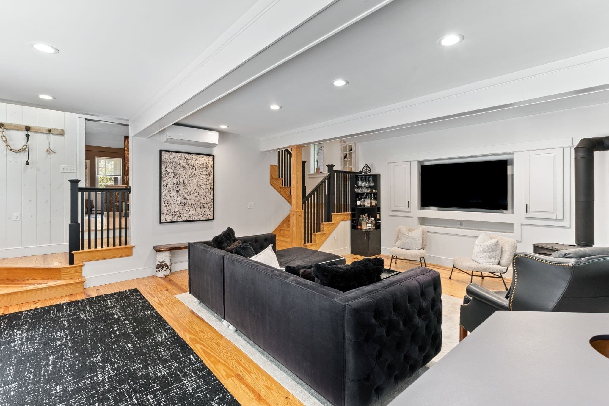 Single Family Residence at 3 Faria Farm Rd, Berkley MA 02779, Berkley, photo 15 of 42