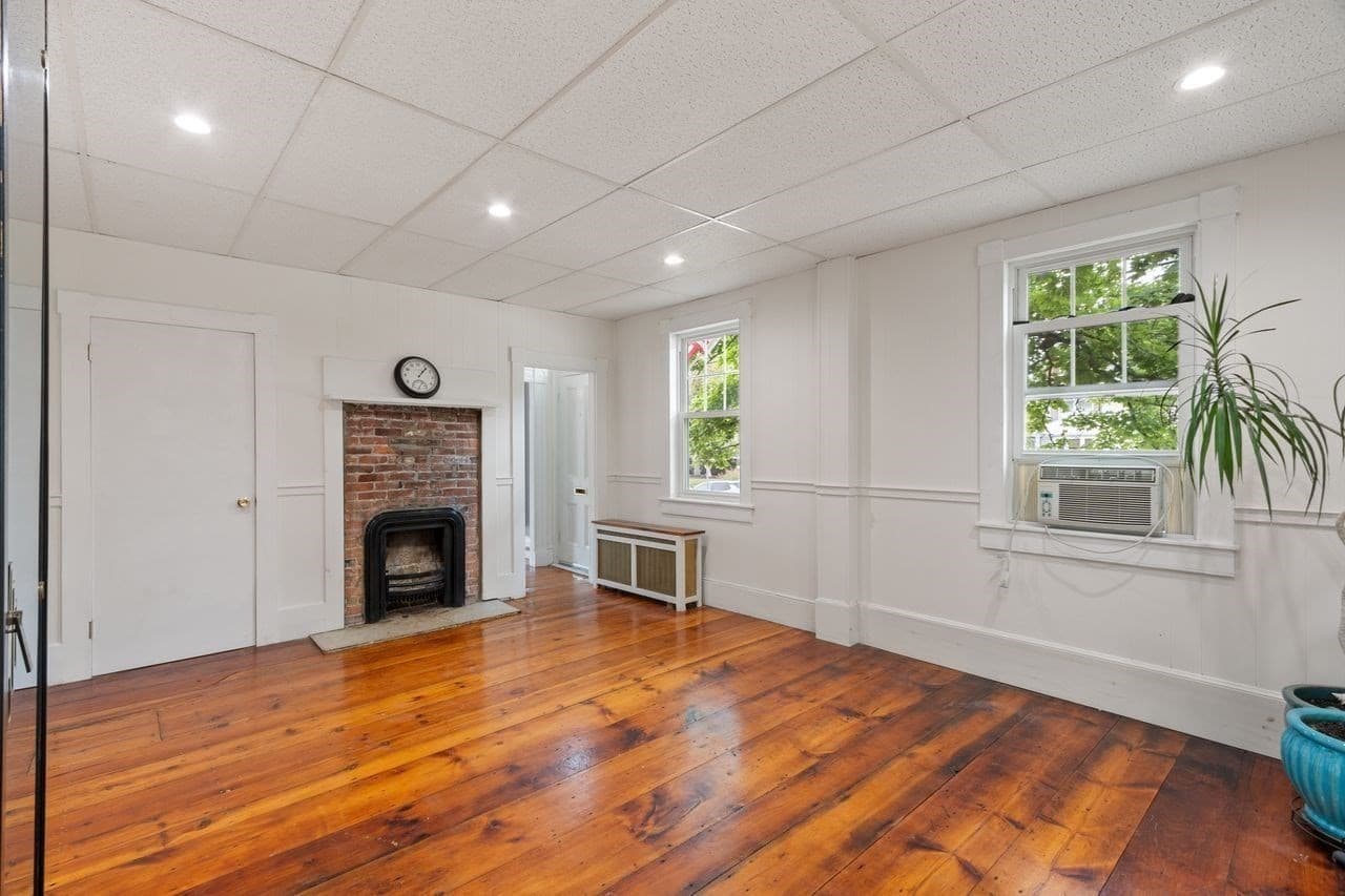 Single Family Residence at 727 Andover, Lowell MA 01852, Lowell, photo 11 of 34