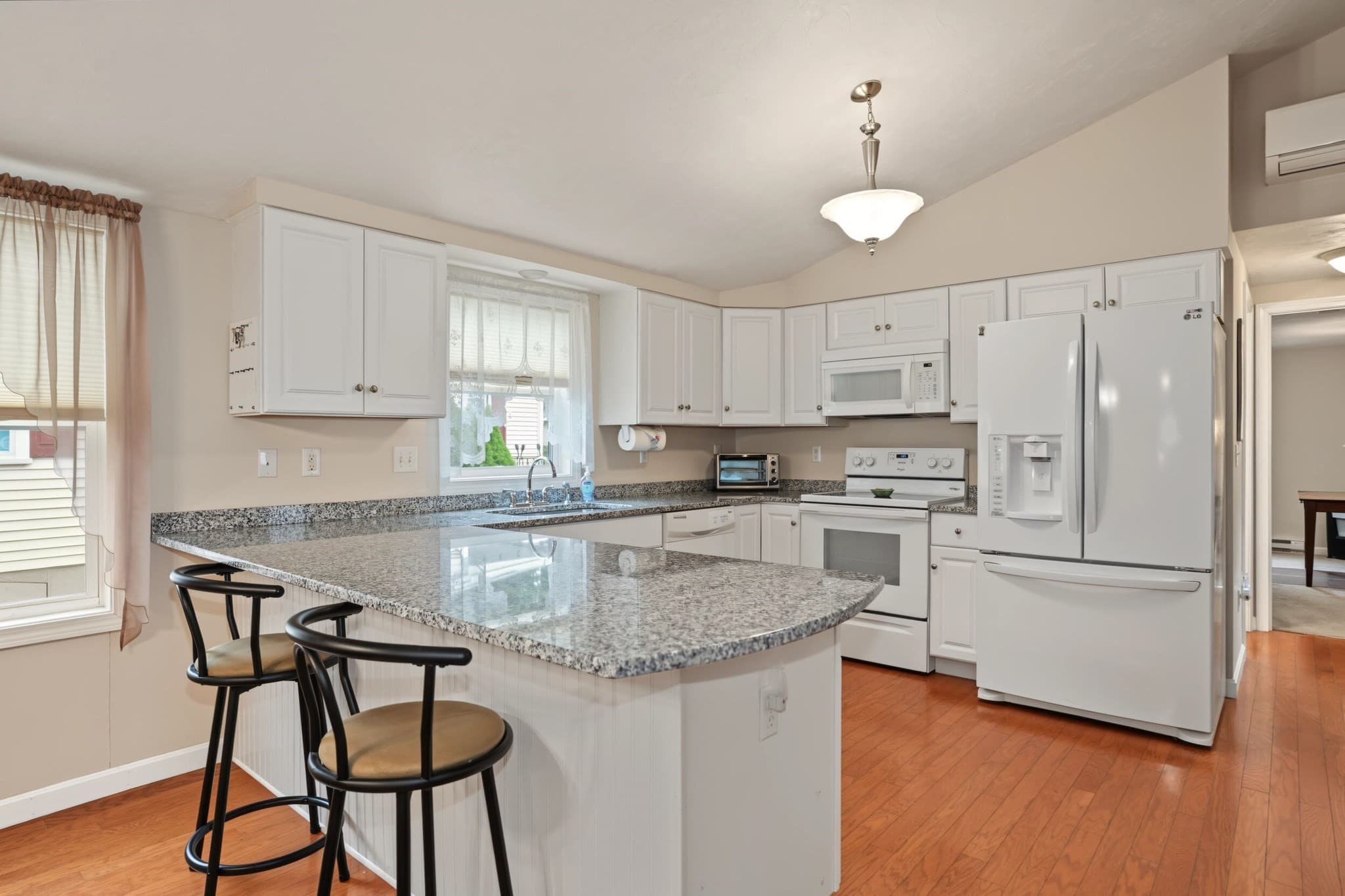 Mobile Home at 27 Sonia Drive, Marlborough MA 01752, Marlborough, photo 2 of 20