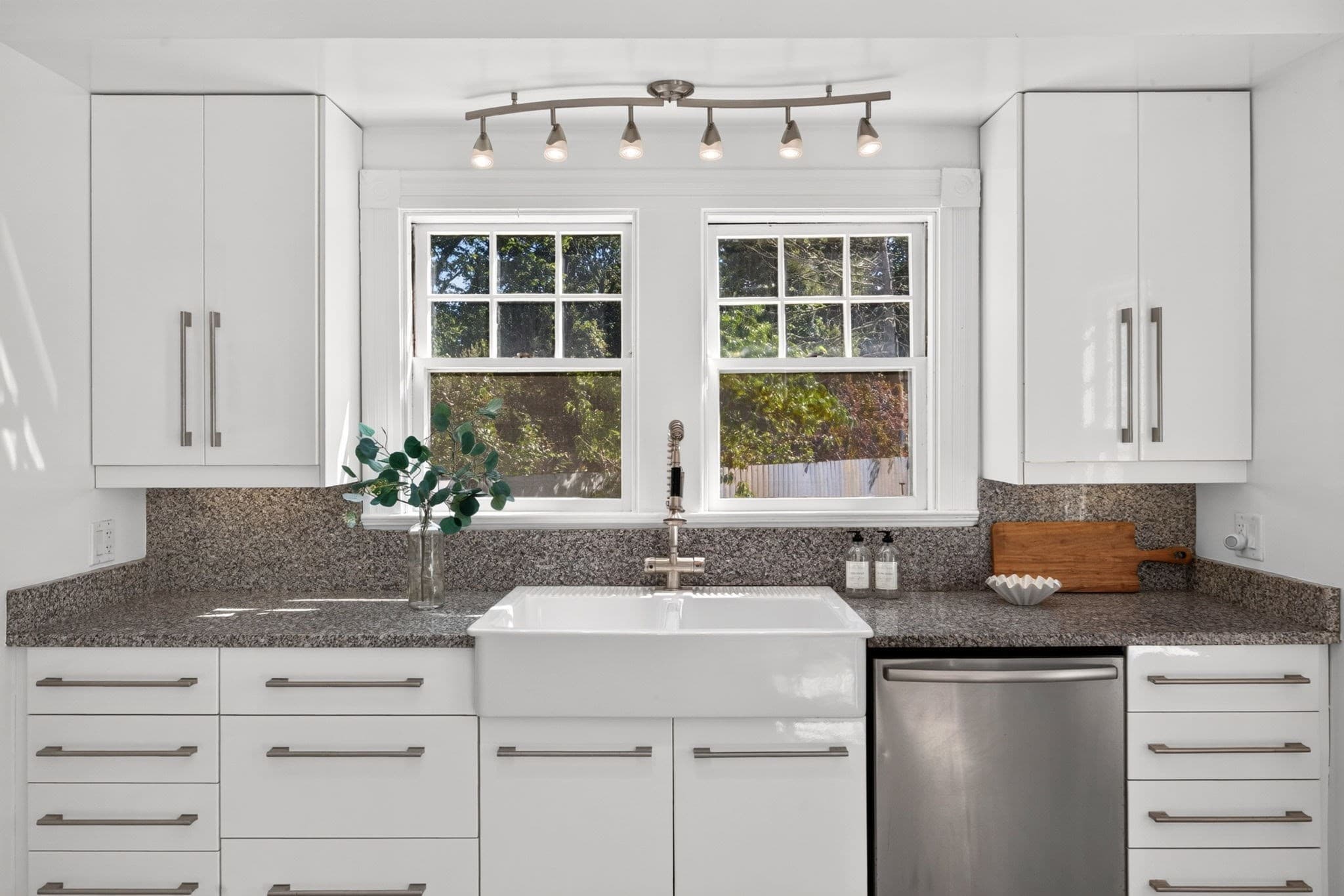 Single Family Residence at 1 Main St, Falmouth MA 02540, Falmouth, photo 17 of 40