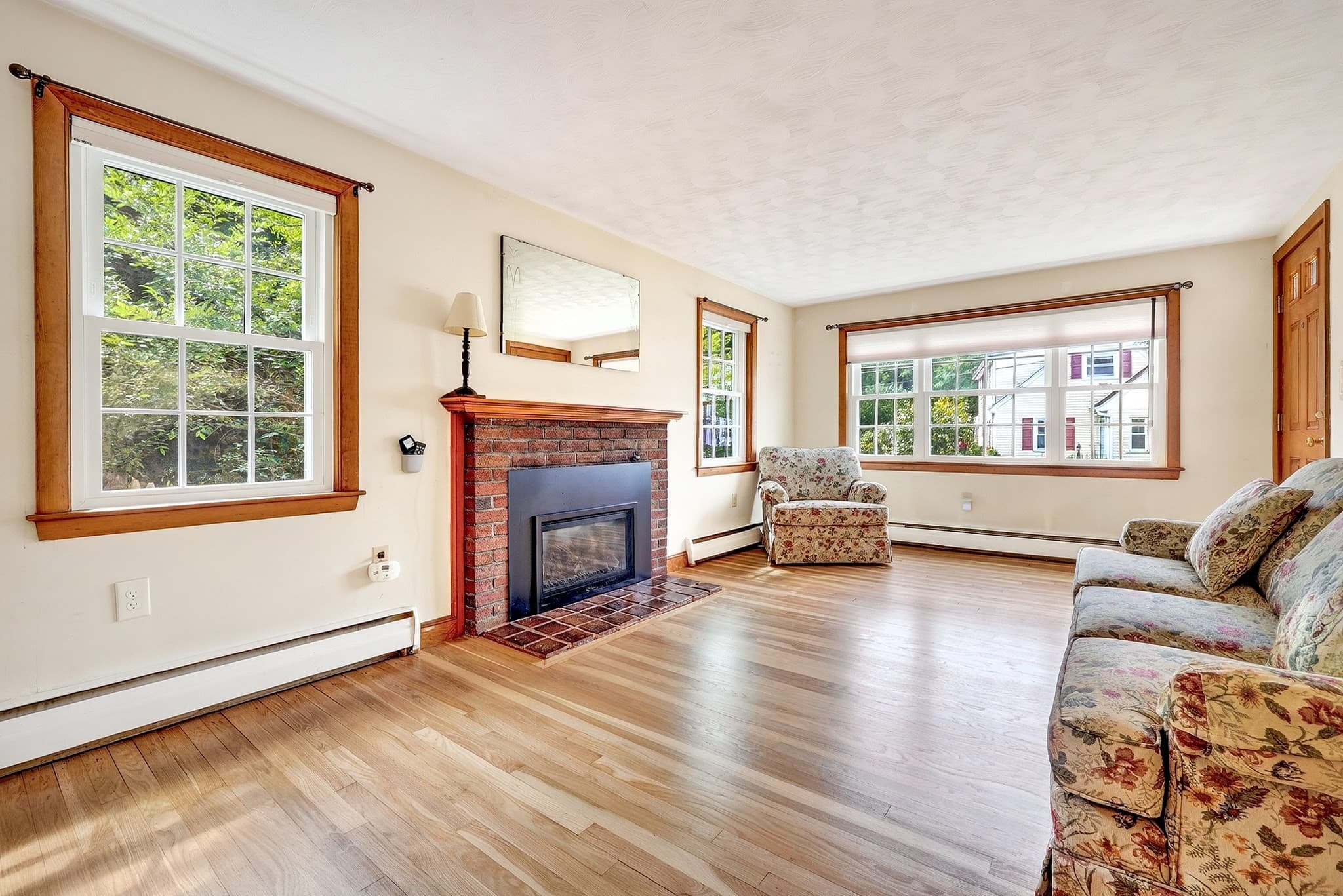 Single Family Residence at 14 Centre Lane, Boston MA 02132, Boston, photo 2 of 37