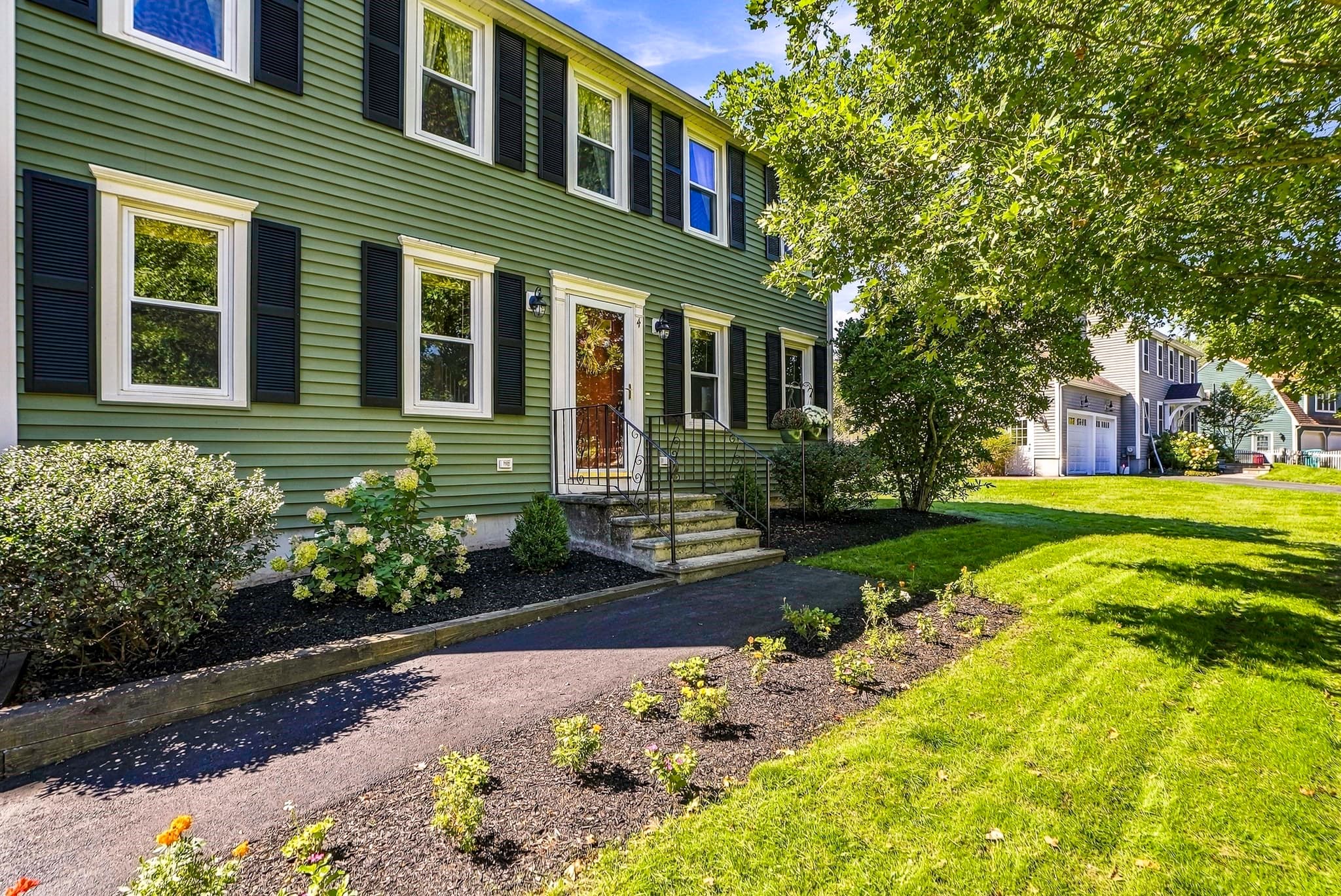 Single Family Residence at 4 Florence Cir, Upton MA 01568, Upton, photo 3 of 42