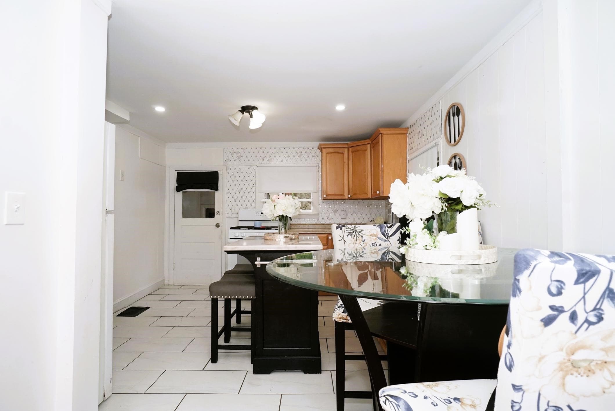 Single Family Residence at 12 Bailey St, Lynn MA 01904, Lynn, photo 11 of 42