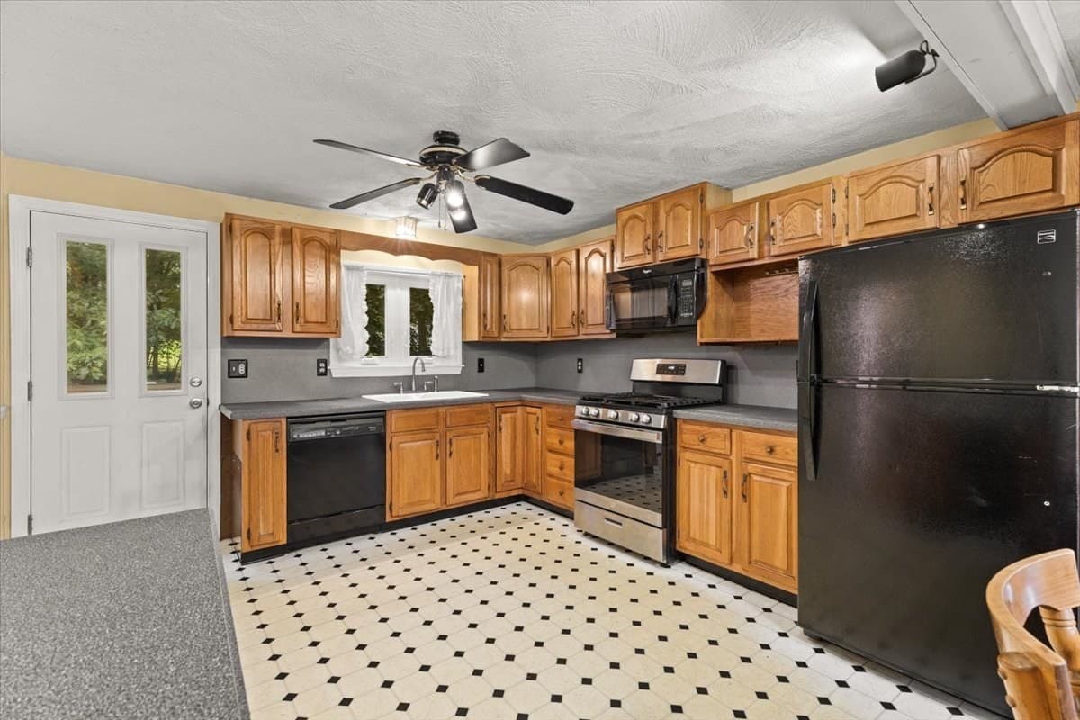 Single Family Residence at 67 Atkinson Drive, Bridgewater MA 02324, Bridgewater, photo 13 of 42