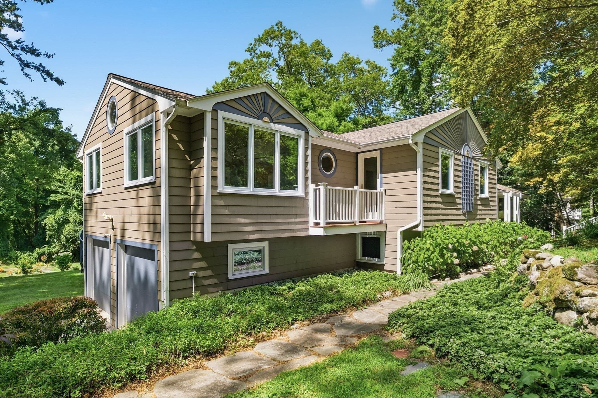 126 Lexington Road, Lincoln MA 01773