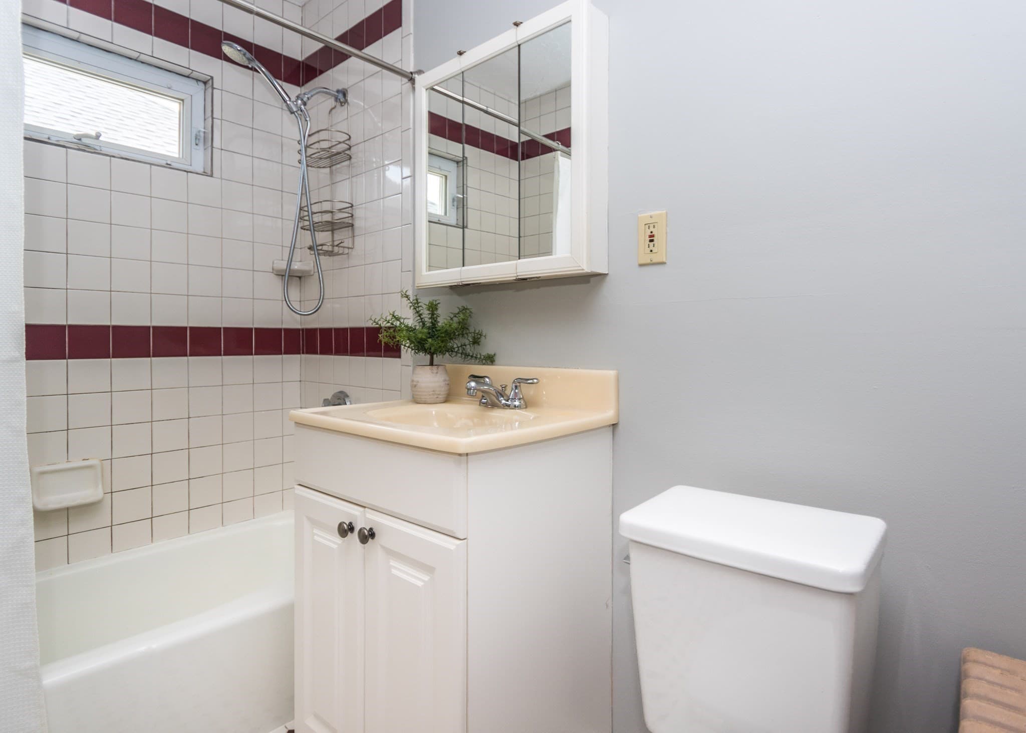 Condominium at 231 Lowell Street # 2, Waltham MA 02453, Waltham, photo 16 of 23
