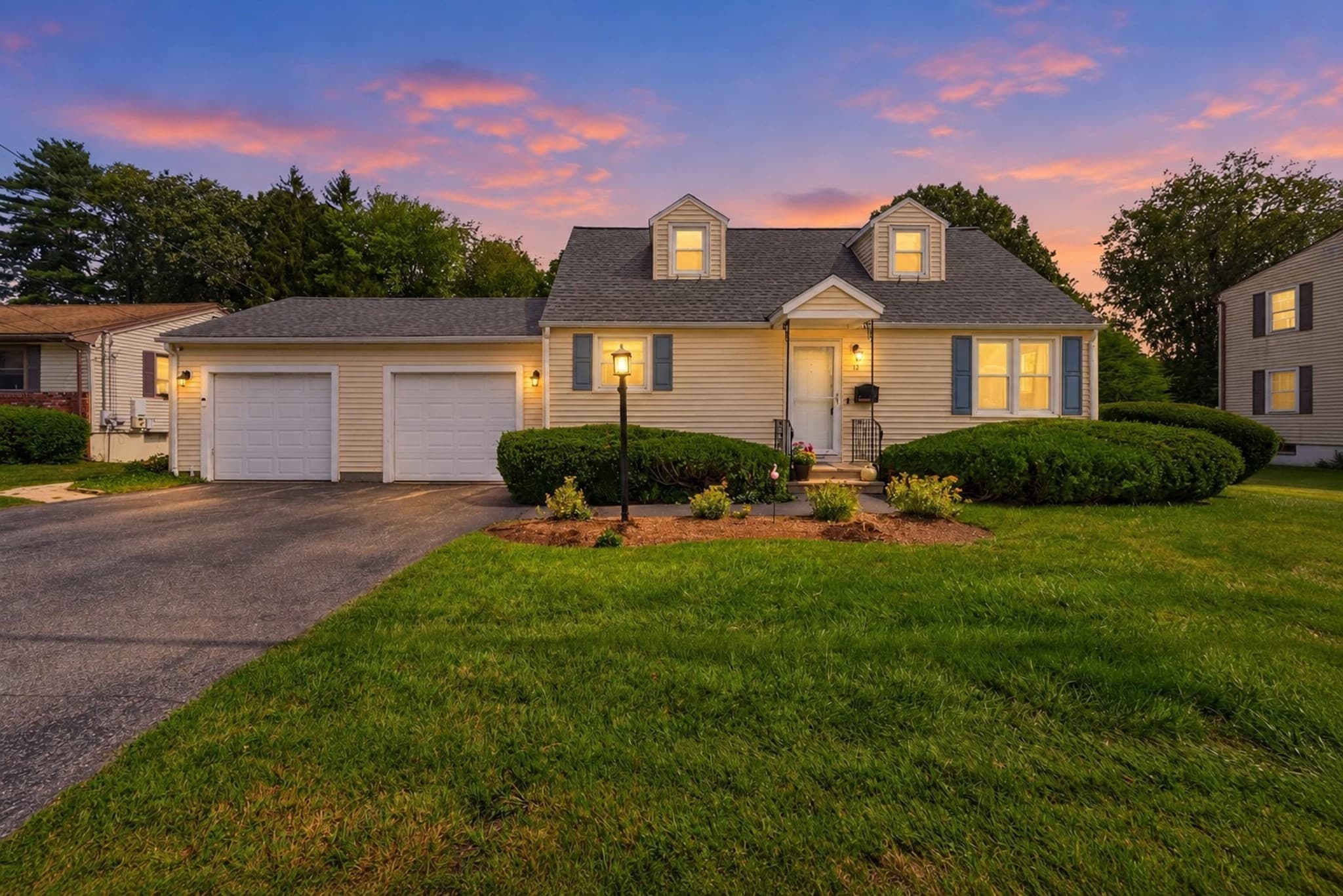 Single Family Residence at 12 Waterman Rd, Auburn MA 01501, Auburn, photo 2 of 24