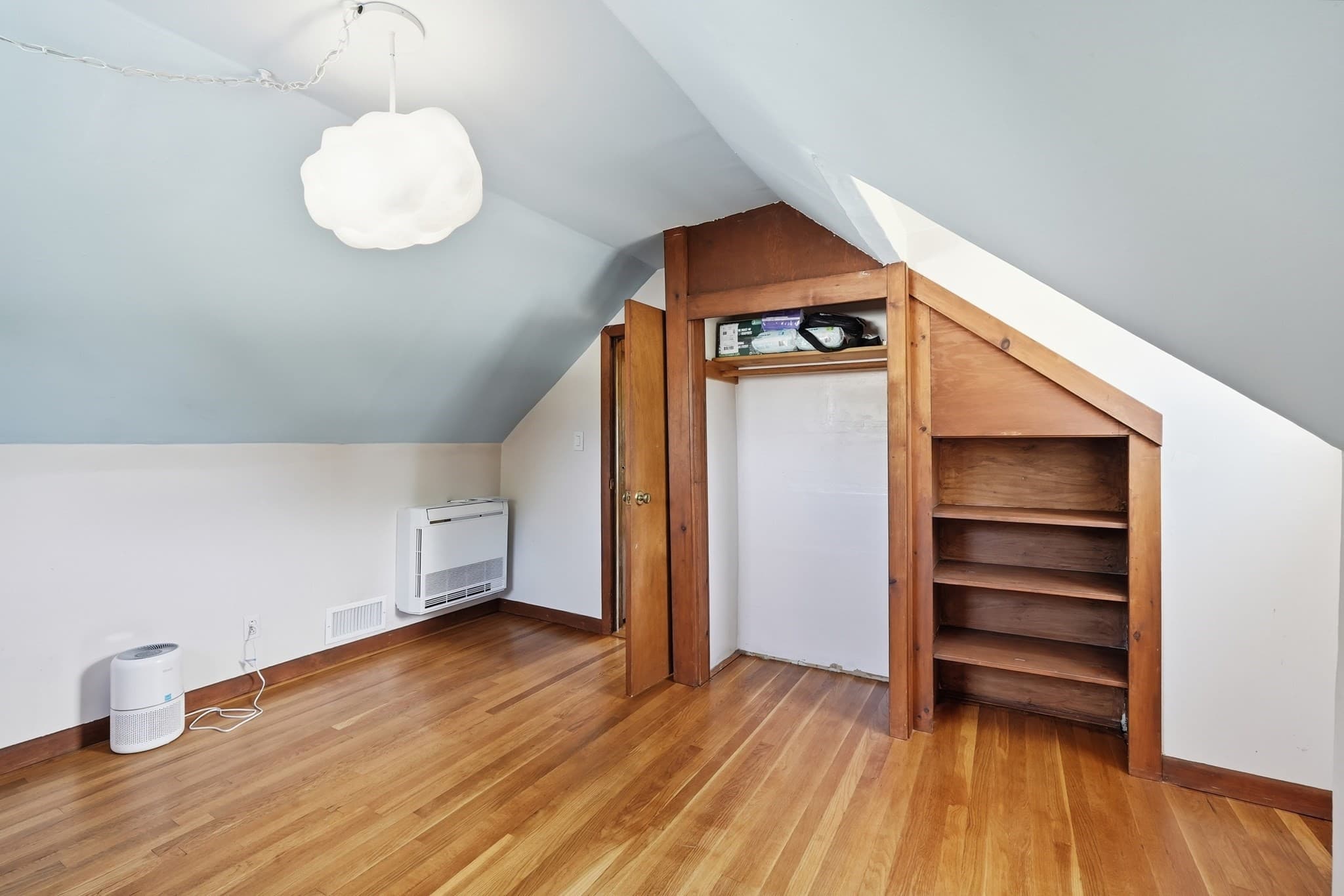 Single Family Residence at 12 Waterman Rd, Auburn MA 01501, Auburn, photo 16 of 24