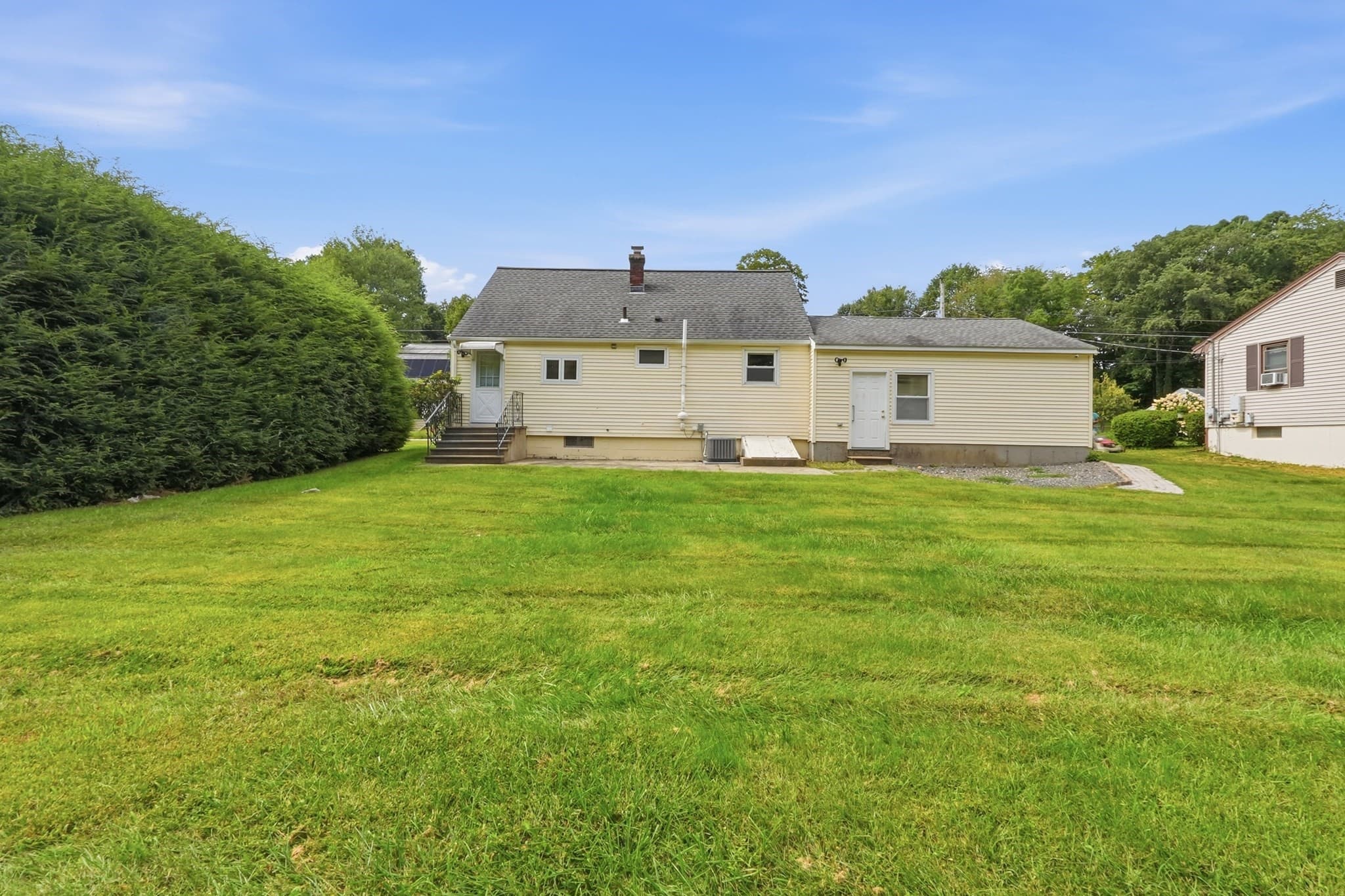 Single Family Residence at 12 Waterman Rd, Auburn MA 01501, Auburn, photo 19 of 24