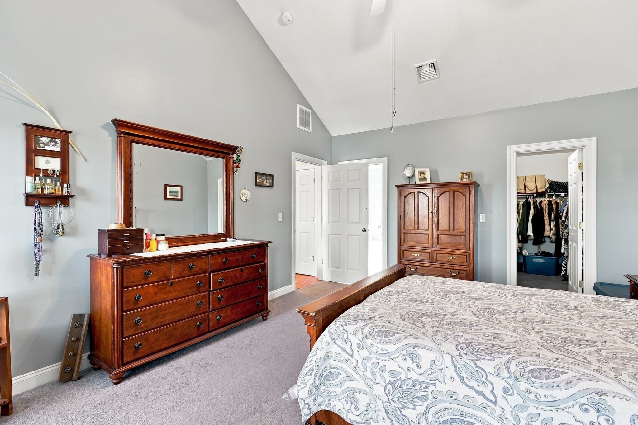 Single Family Residence at 50 Hannah Drive, Somerset MA 02726, photo 16 of 34
