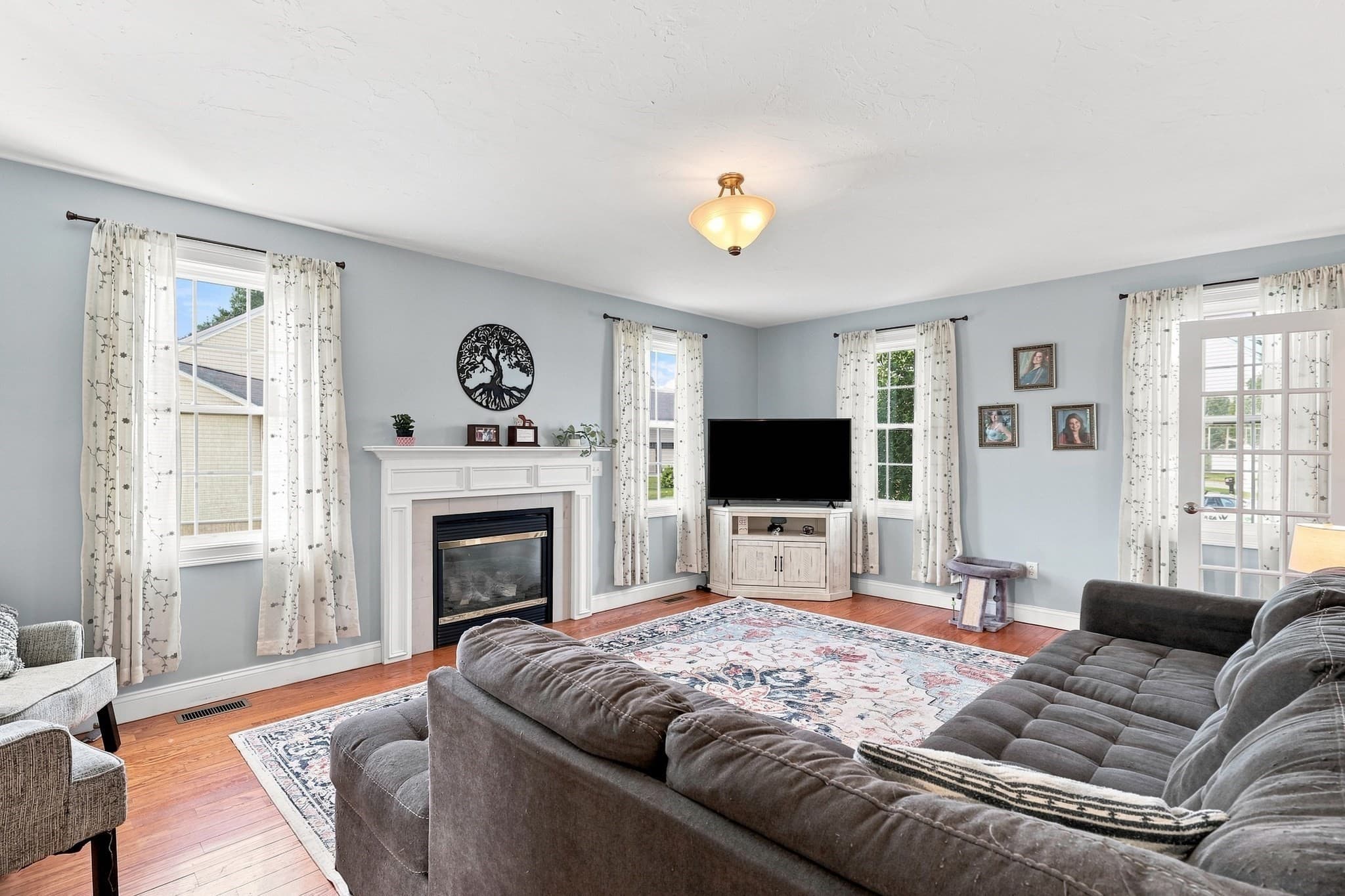 Single Family Residence at 50 Hannah Drive, Somerset MA 02726, photo 3 of 34