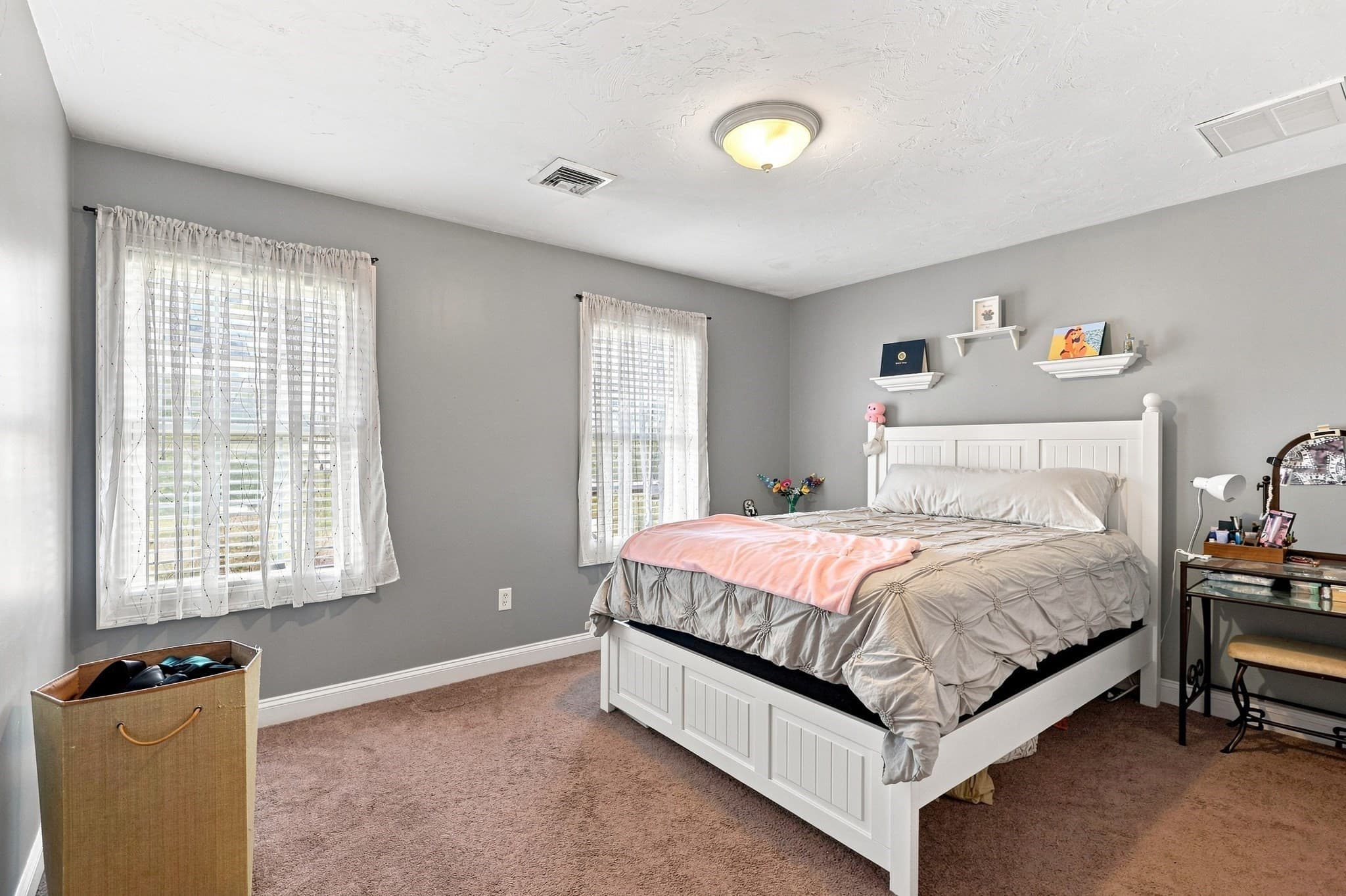 Single Family Residence at 50 Hannah Drive, Somerset MA 02726, photo 20 of 34