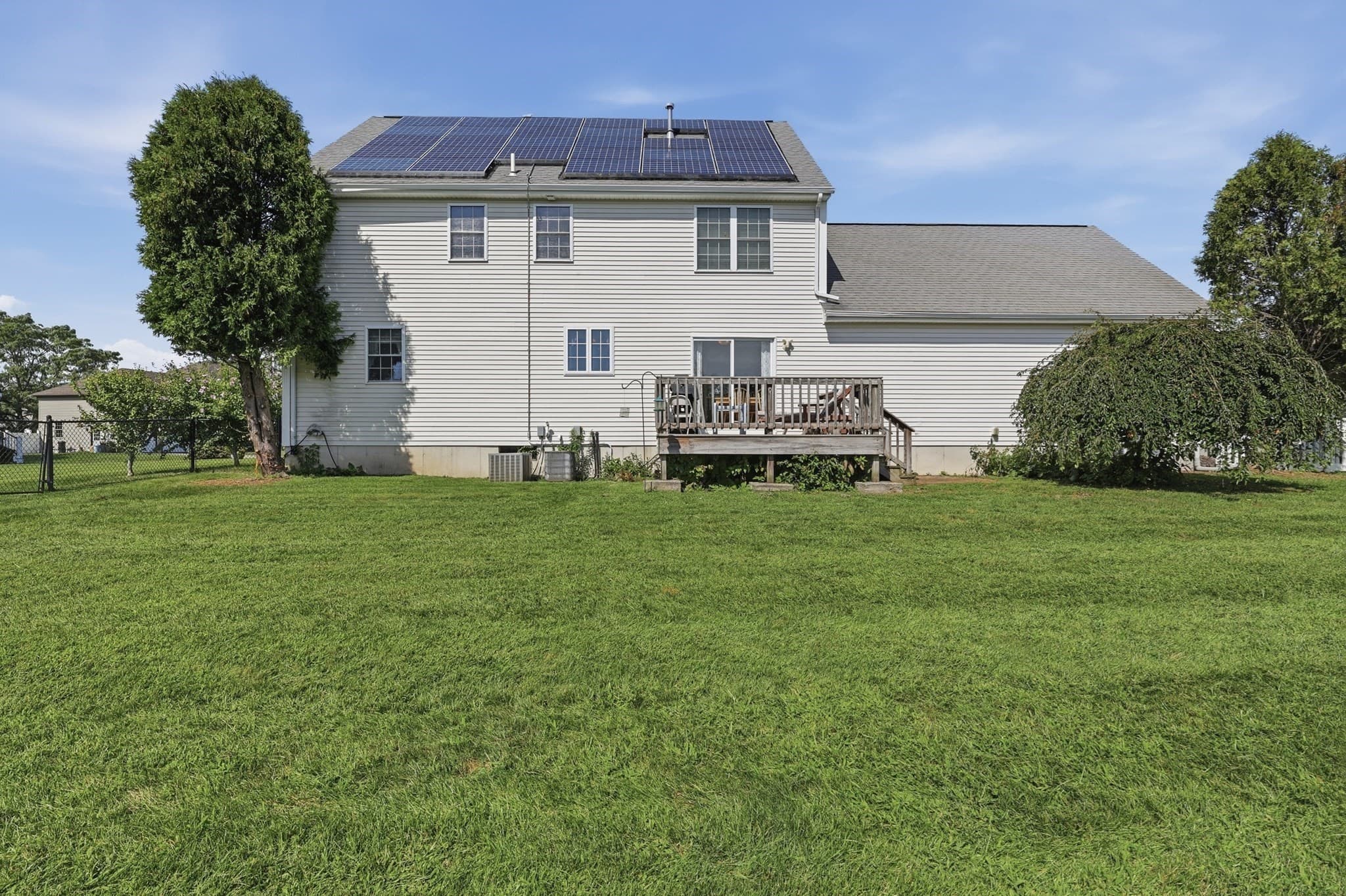 Single Family Residence at 50 Hannah Drive, Somerset MA 02726, photo 30 of 34