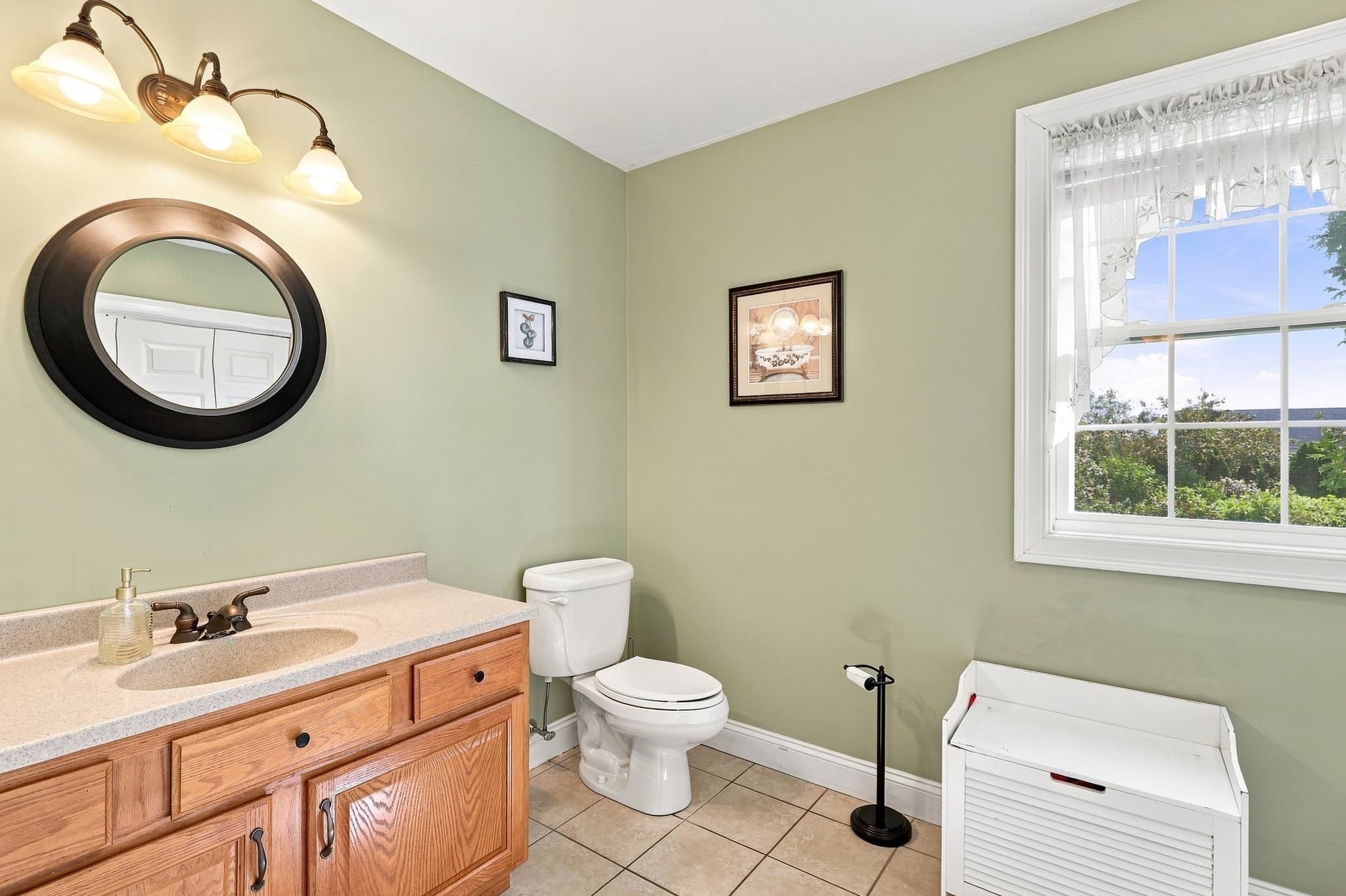 Single Family Residence at 50 Hannah Drive, Somerset MA 02726, photo 14 of 34