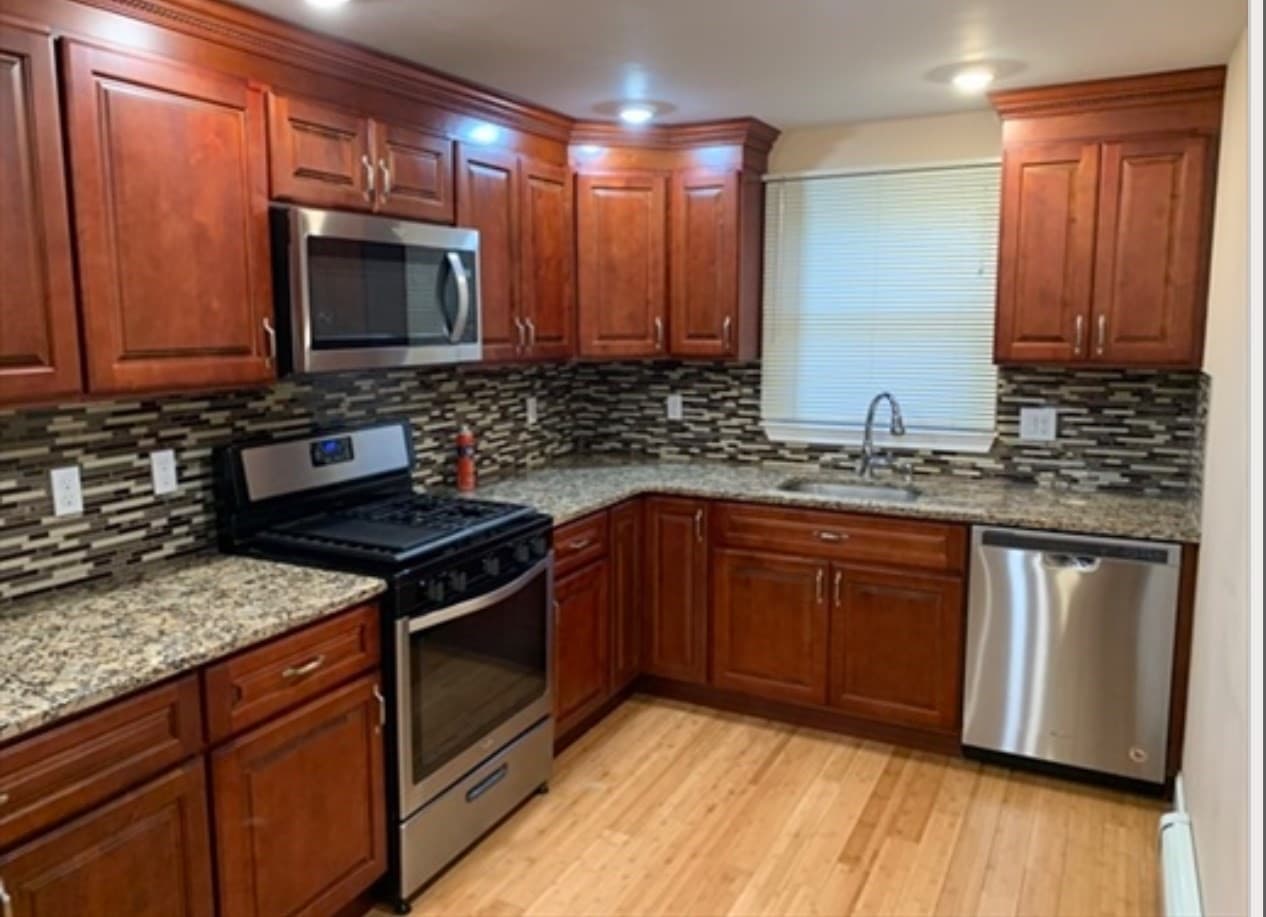 Apartment at 42 Hillside Ave # 3, Everett MA 02149, photo 14 of 22